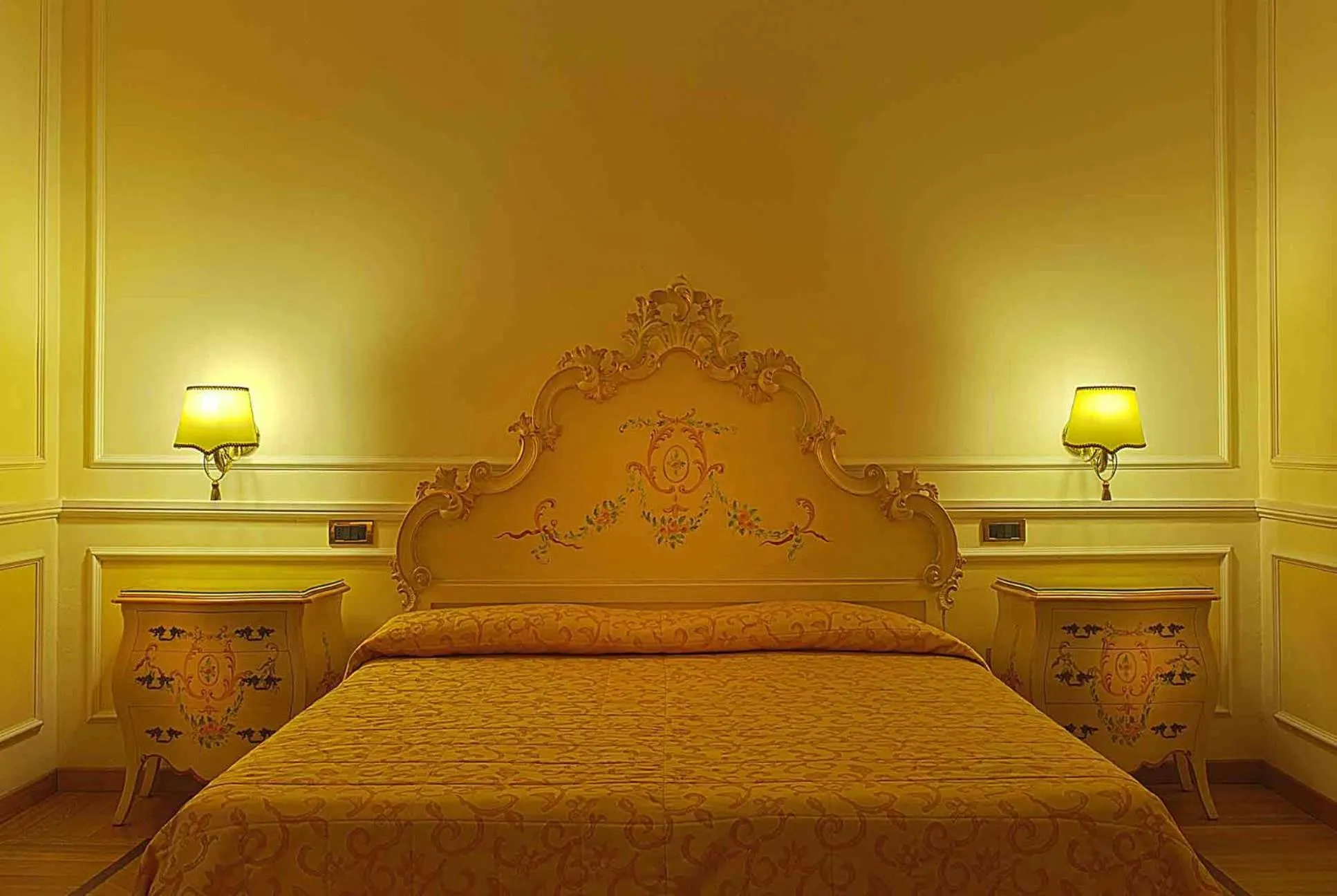 Bed in Grand Hotel Villa Balbi