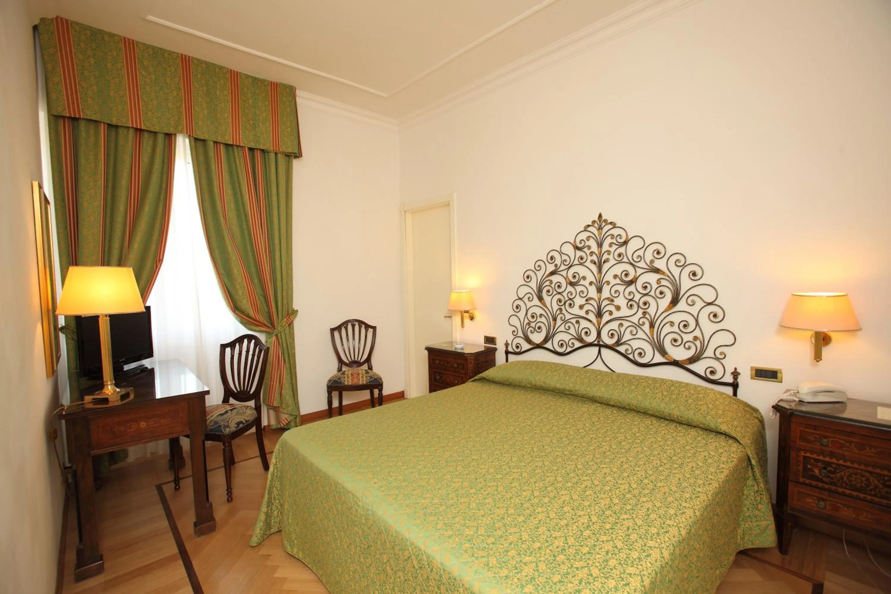 Bed in Grand Hotel Villa Balbi