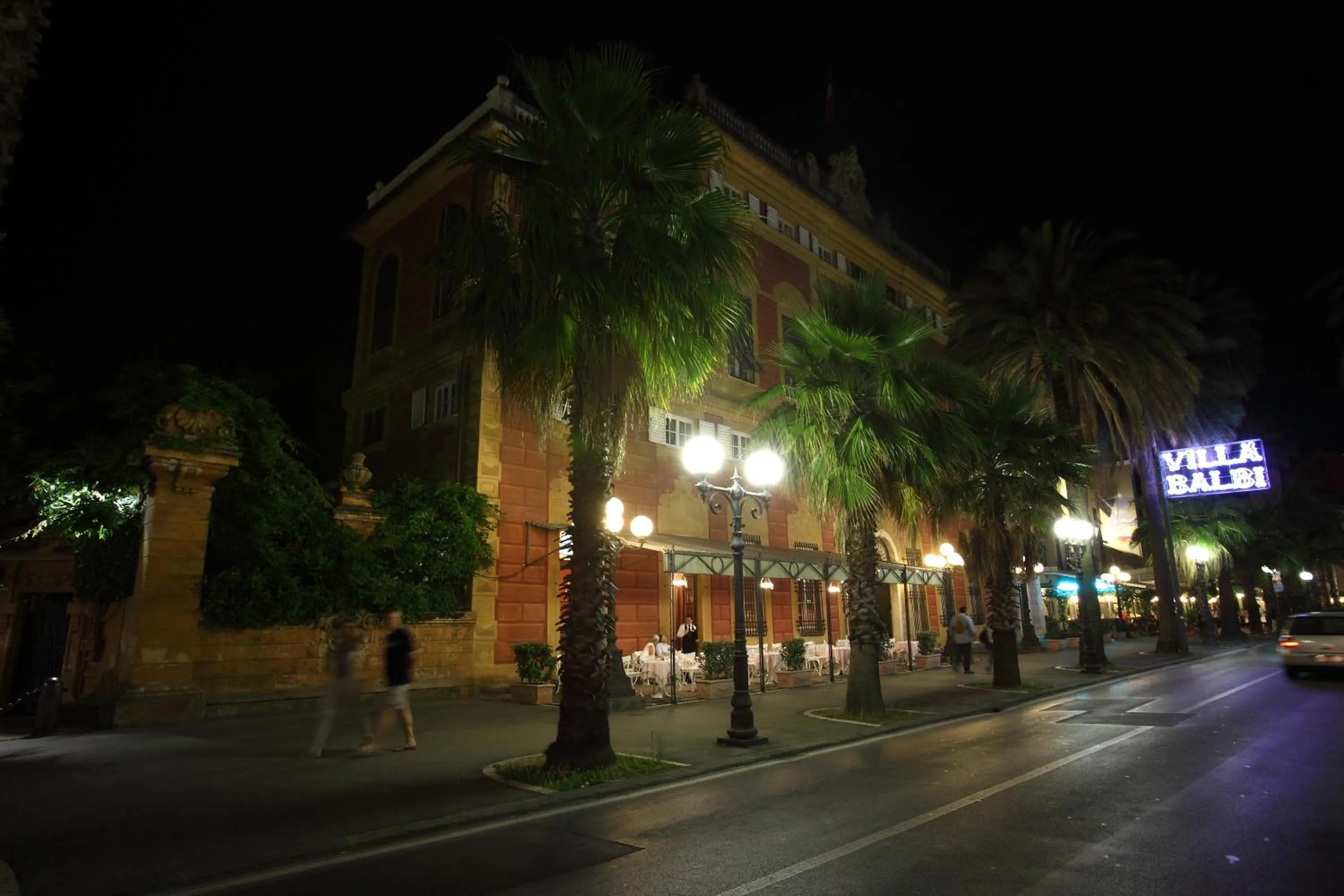 Facade/entrance in Grand Hotel Villa Balbi