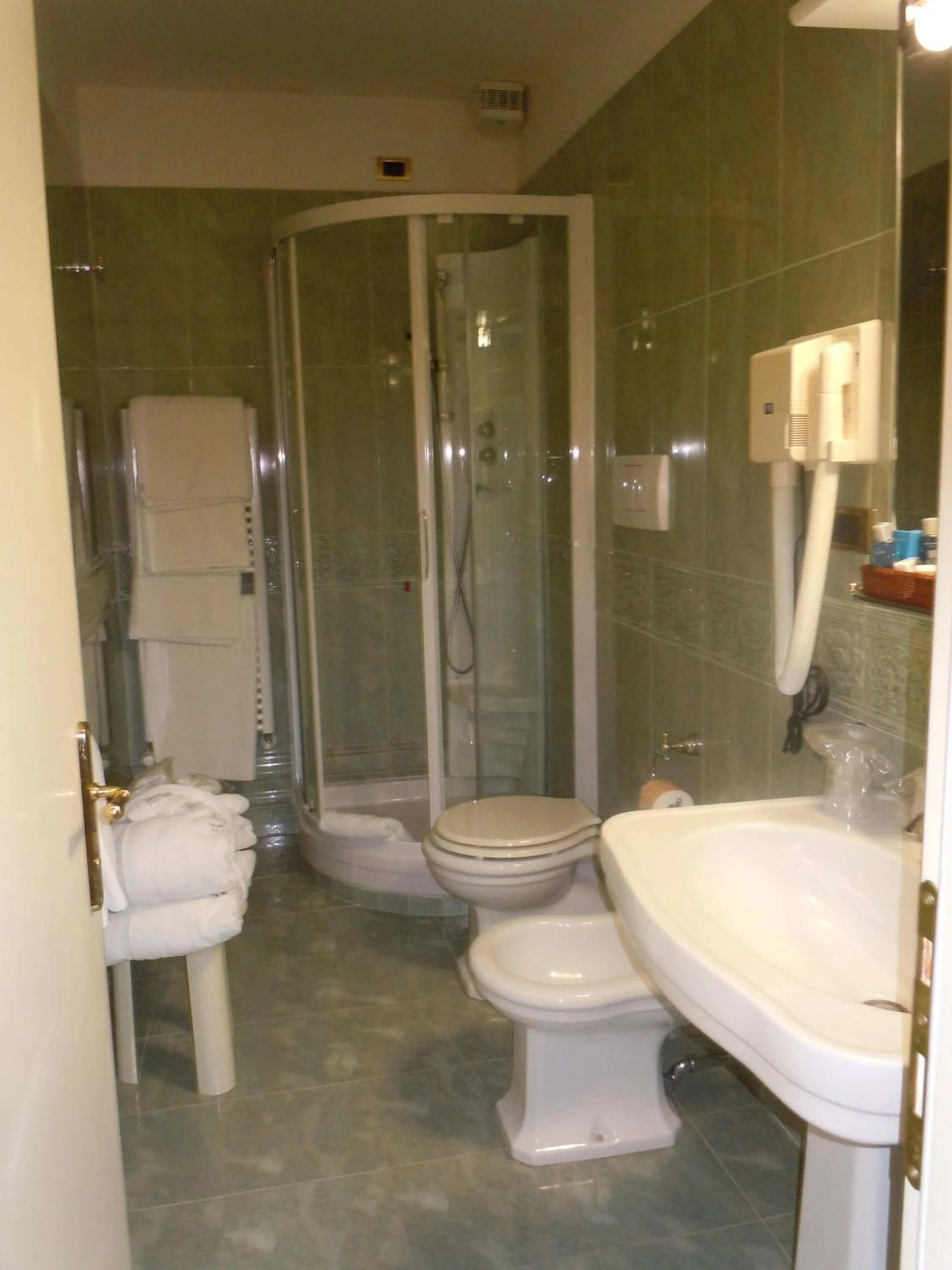 Bathroom in Grand Hotel Villa Balbi