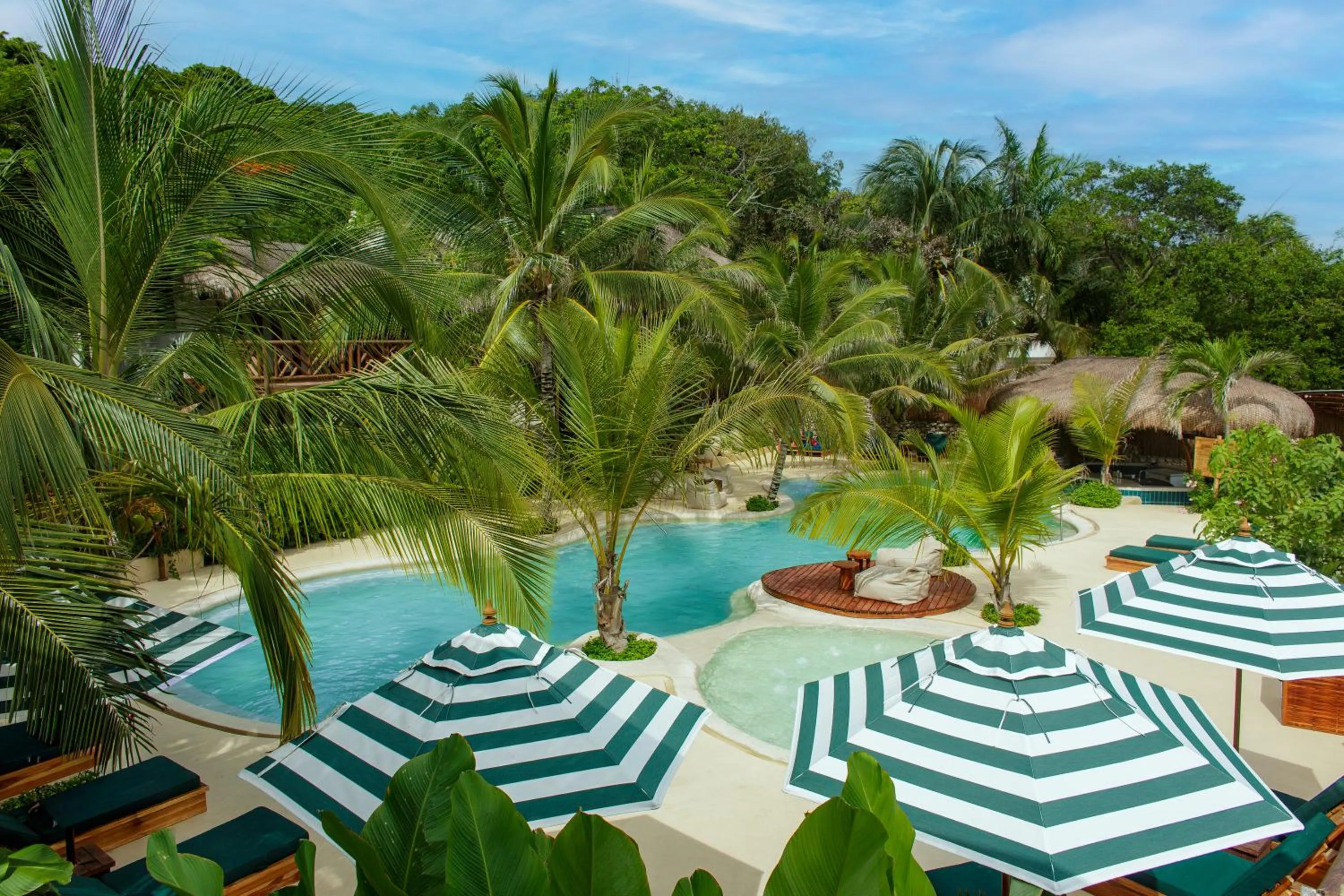 Swimming pool in Aura Hotel Barú