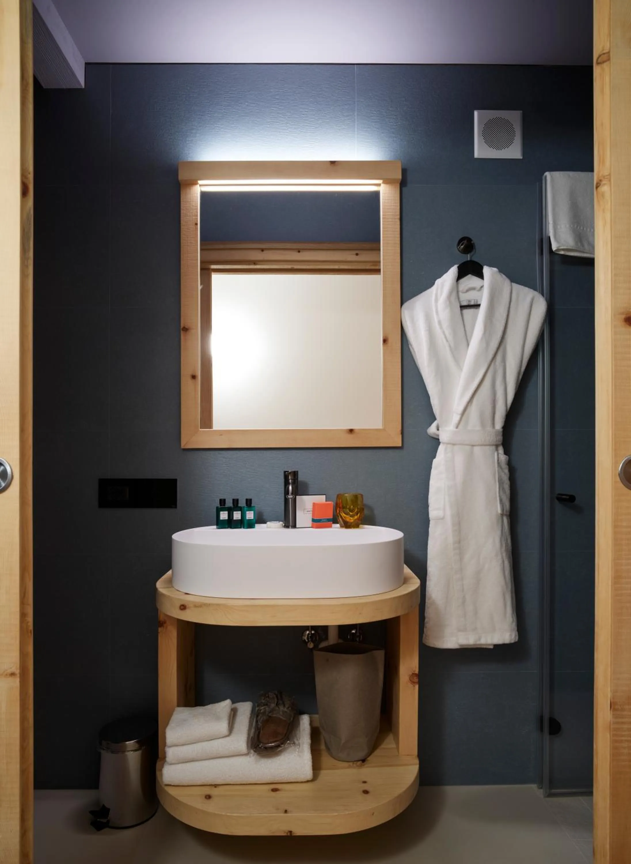 Bathroom in Dolomiti Lodge Alverà