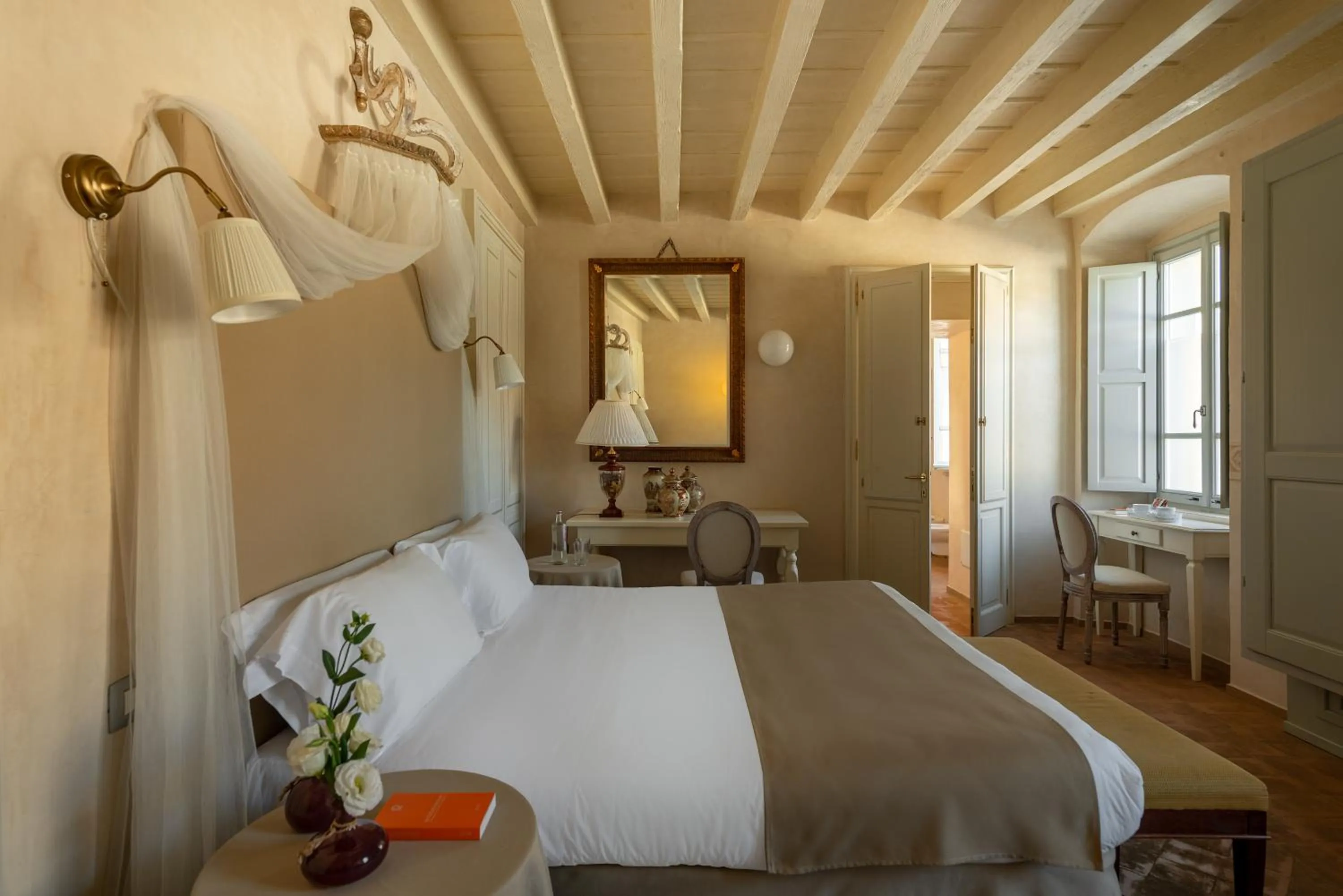 Bed in Hotel Palazzo Novello