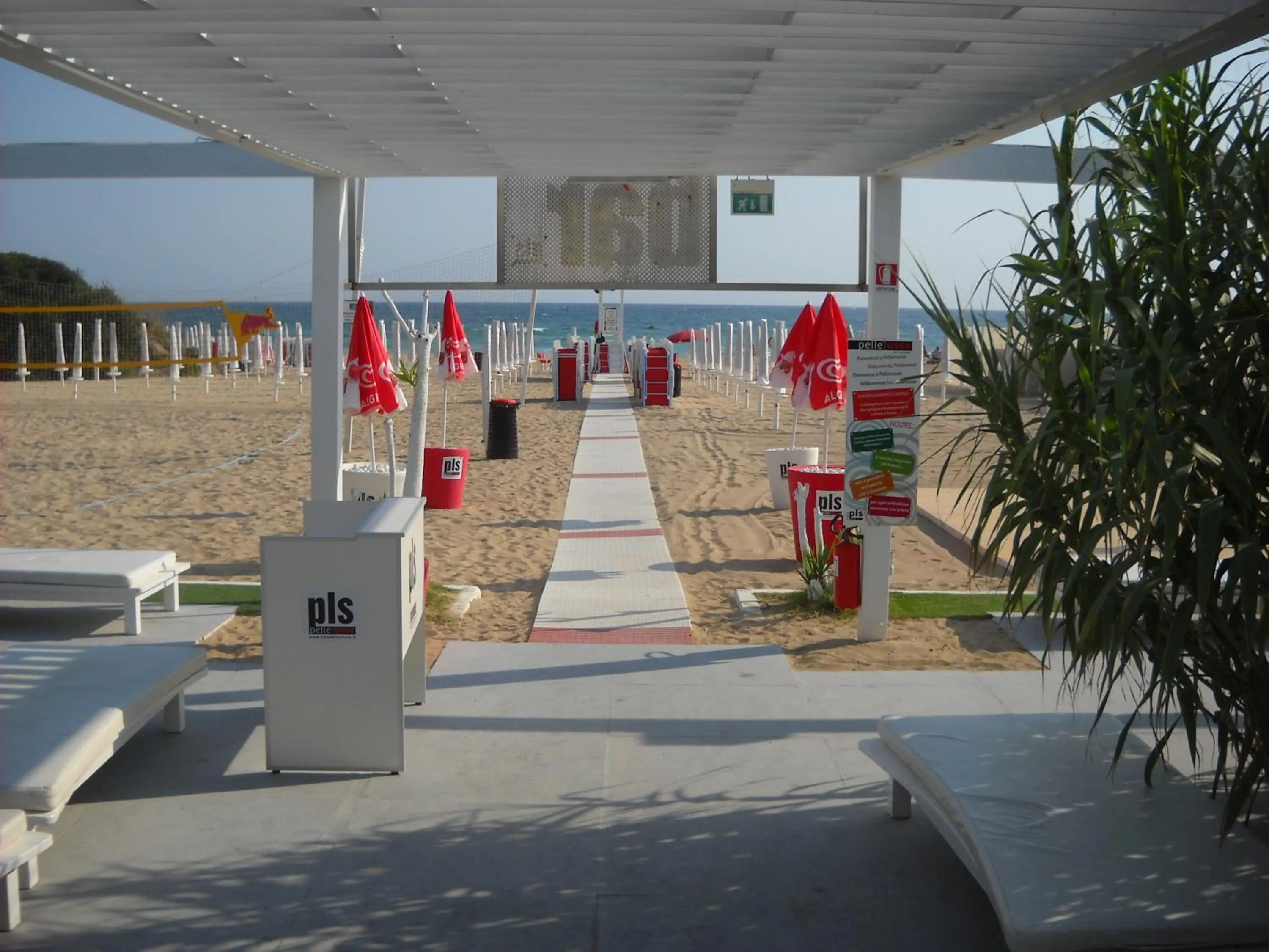 Beach in Hotel Masseria Fortificata Donnaloia
