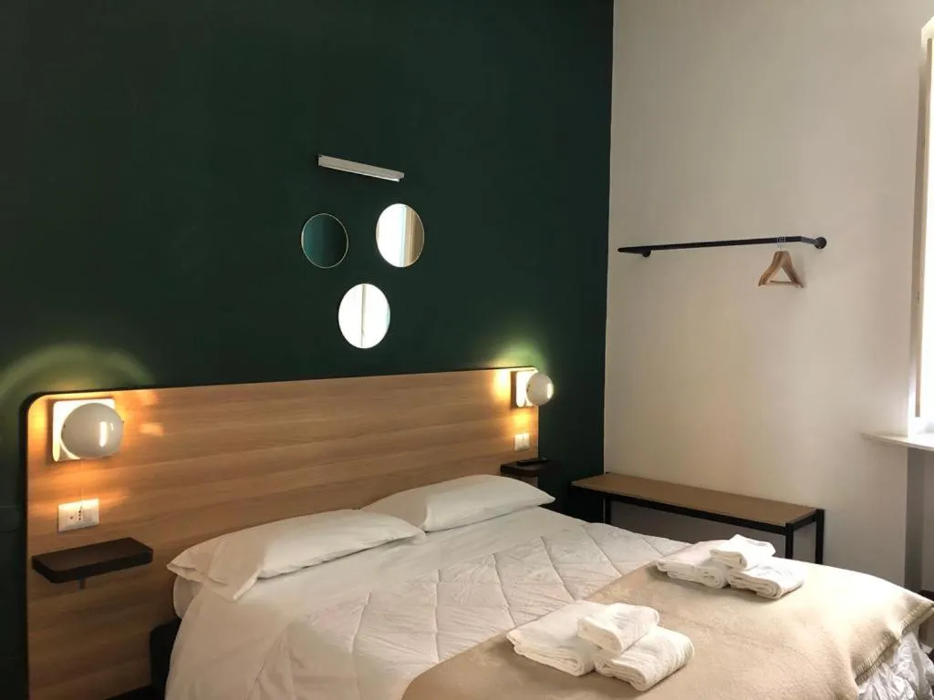 Bathroom, Bed in Il Piccolo Albergo Matera