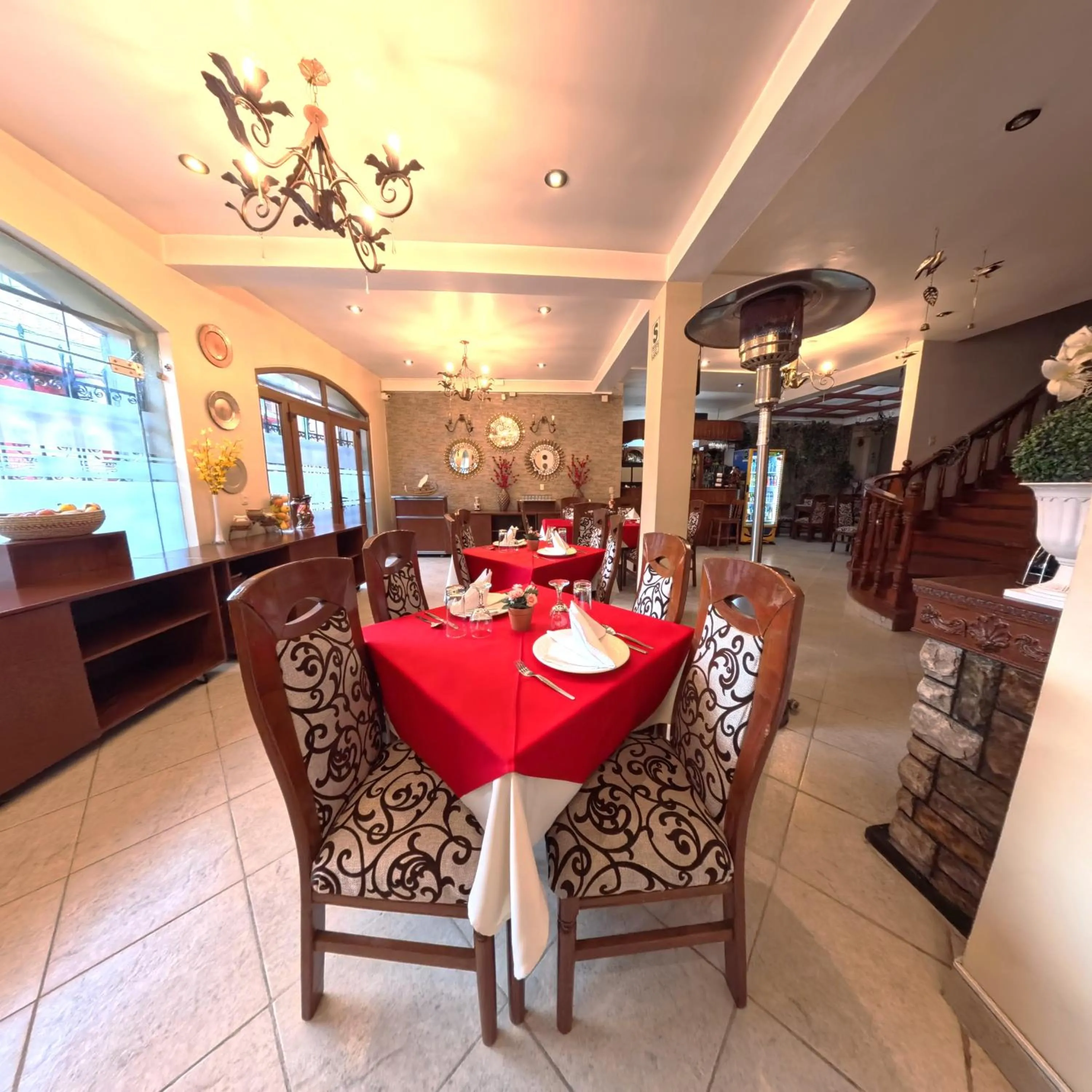 Restaurant/places to eat in Casona Plaza Hotel Puno