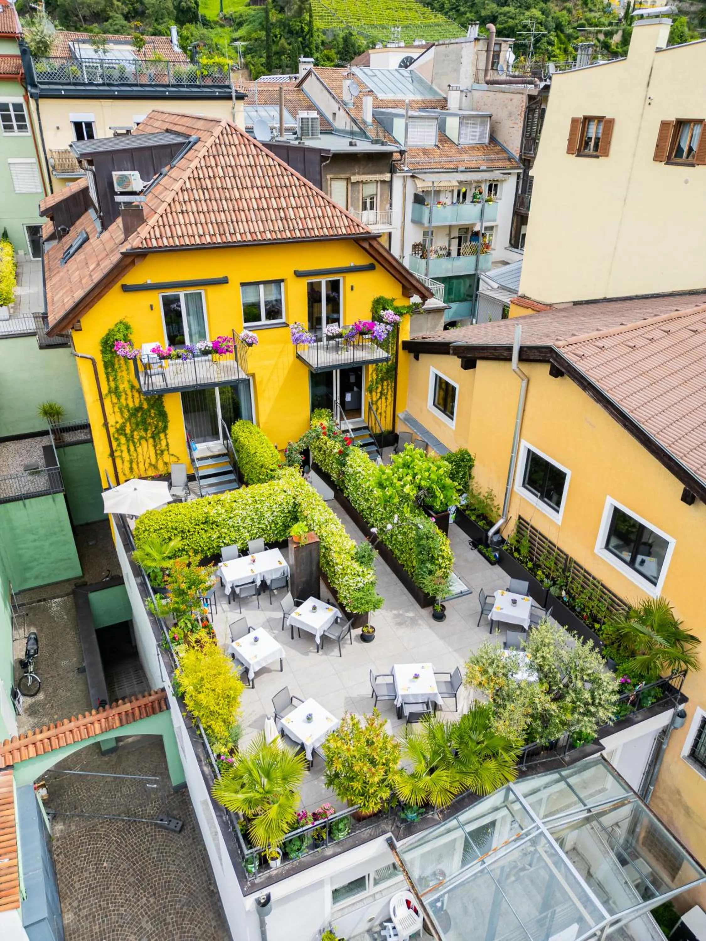 Property building in Residence Rösch