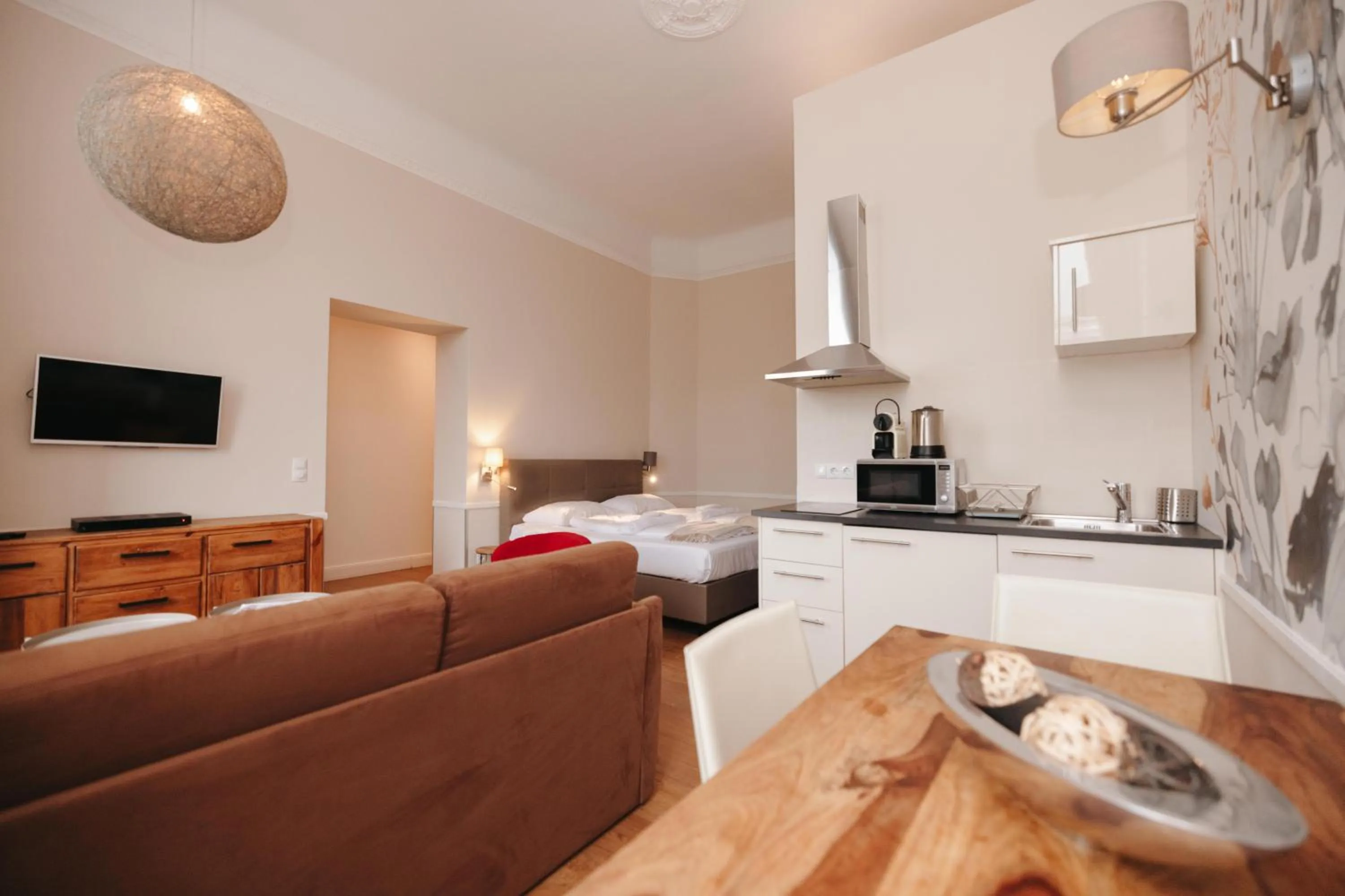 Dining area, Bed in KH Apartments Universitaet