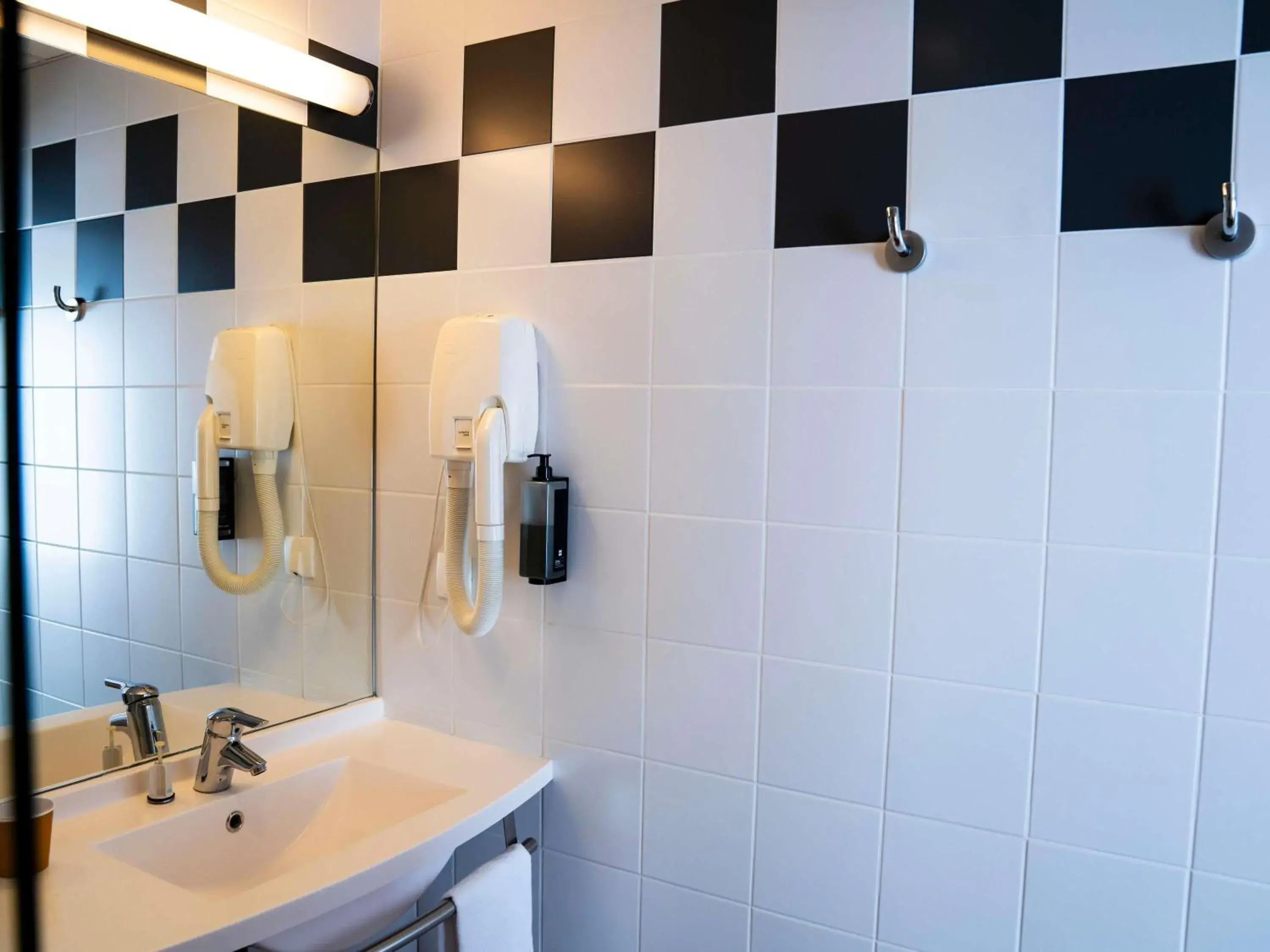 Bedroom in ibis Styles Bourbon Lancy Bedroom in ibis Styles Bourbon Lancy