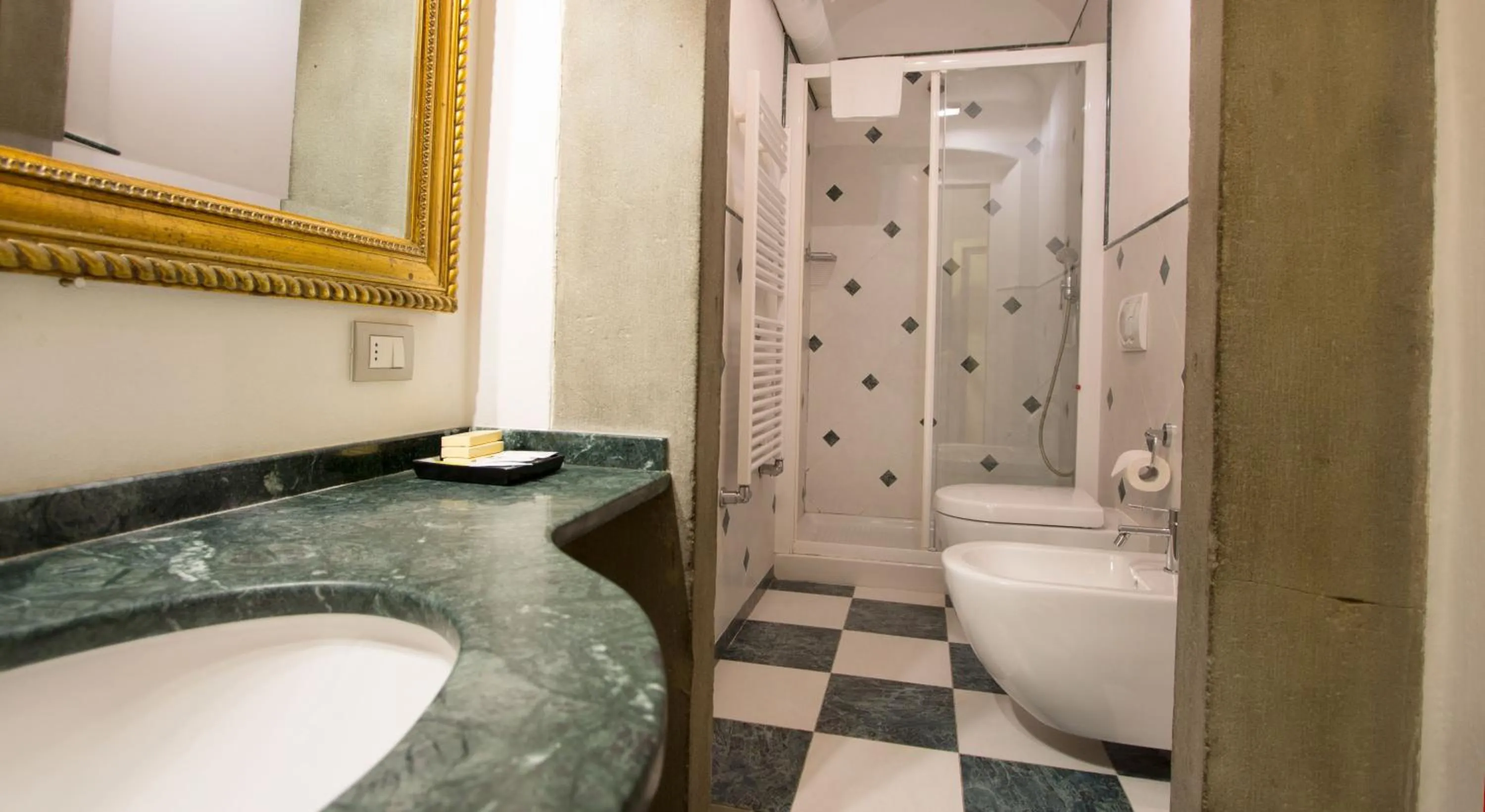 Bathroom in Villa Il Fedino