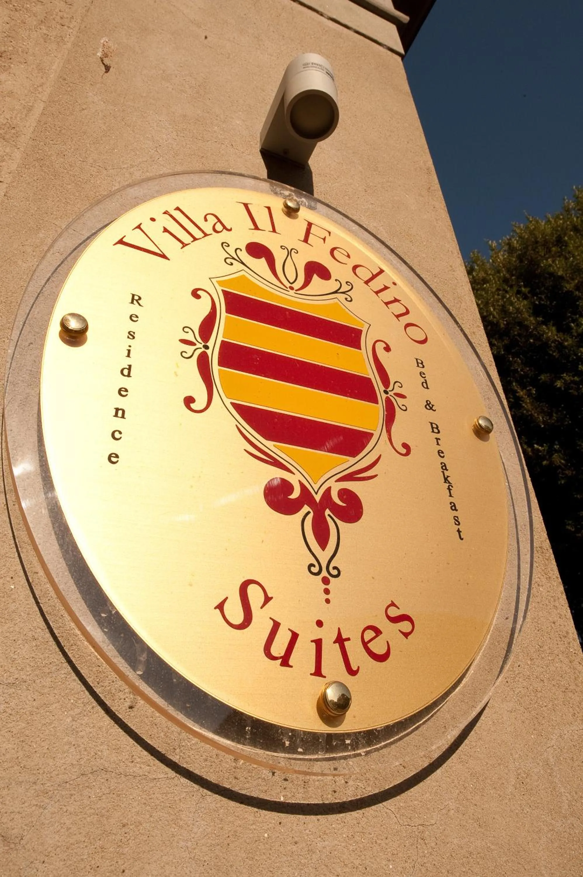 Logo/Certificate/Sign in Villa Il Fedino