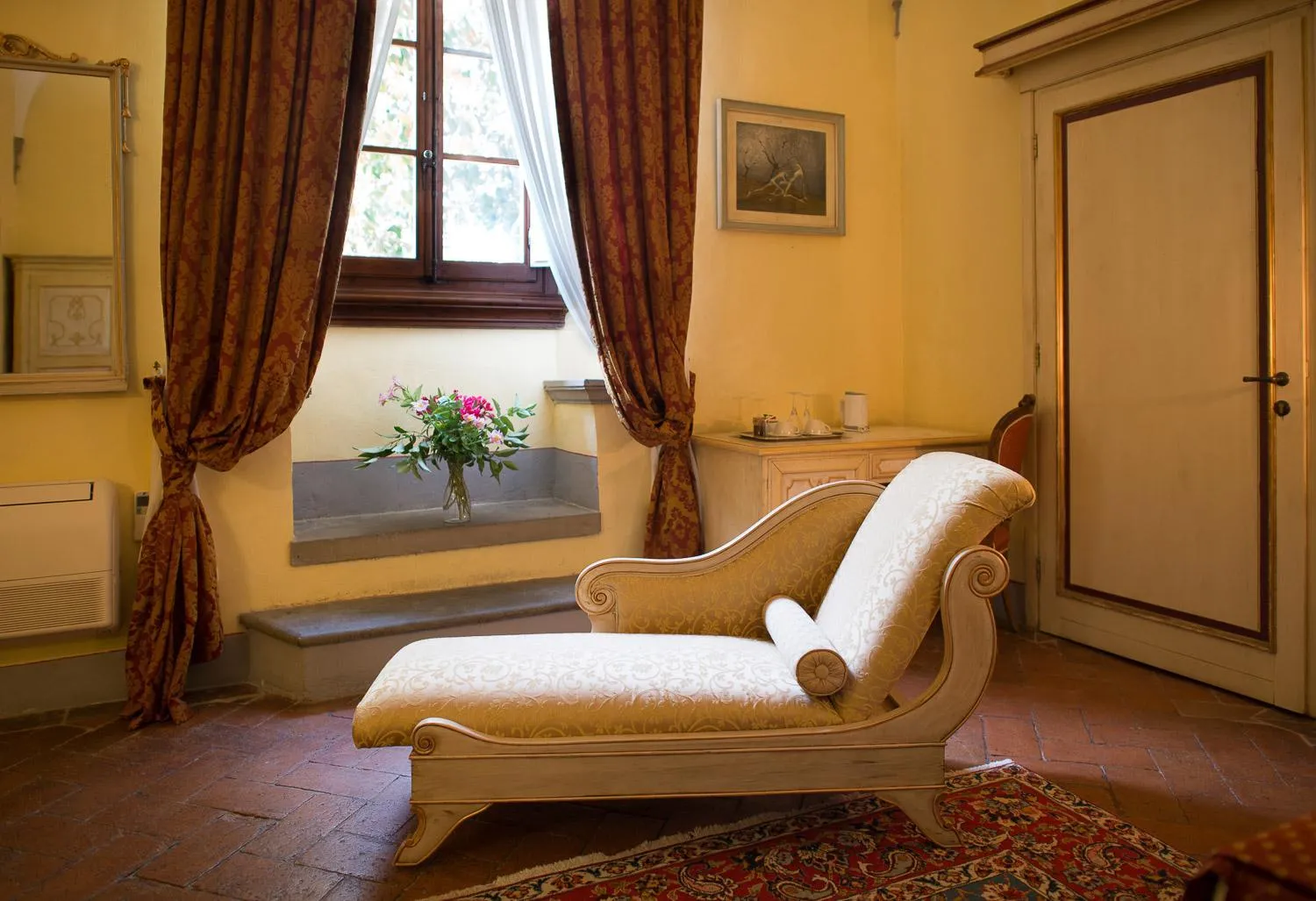 Bedroom in Villa Il Fedino