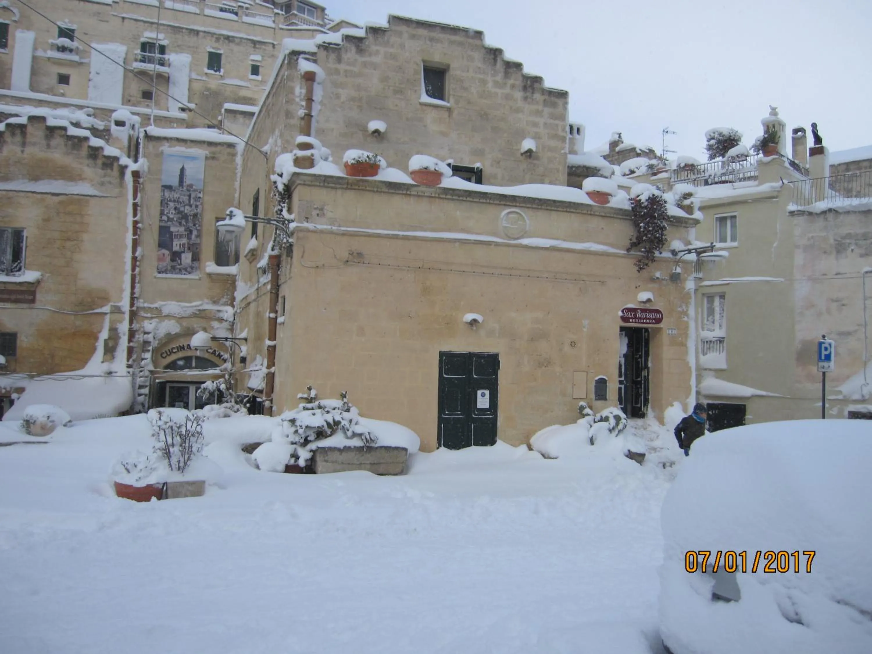 Facade/entrance in Sax Barisano