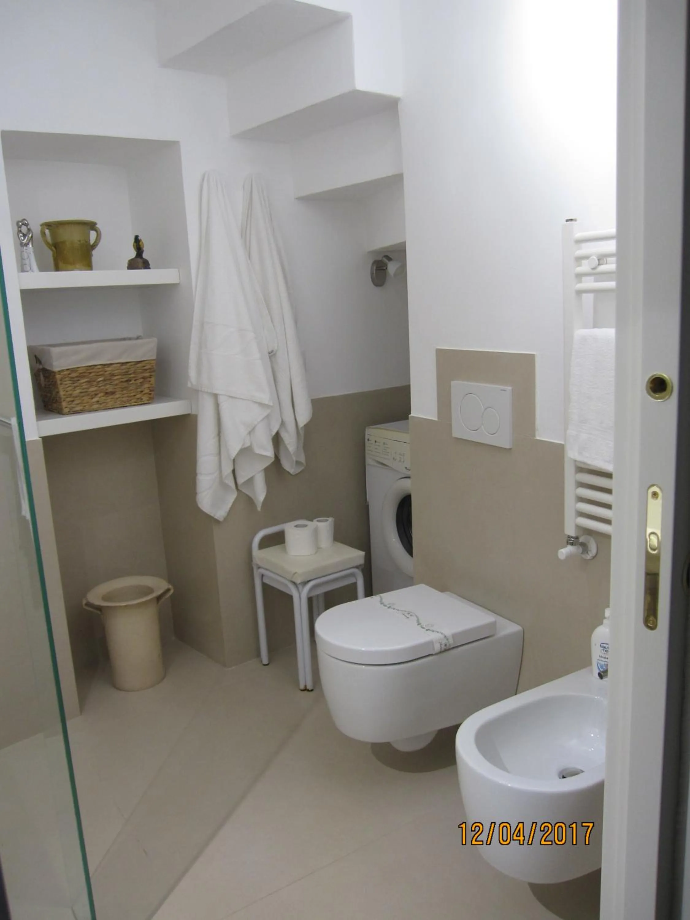 Bathroom in Sax Barisano