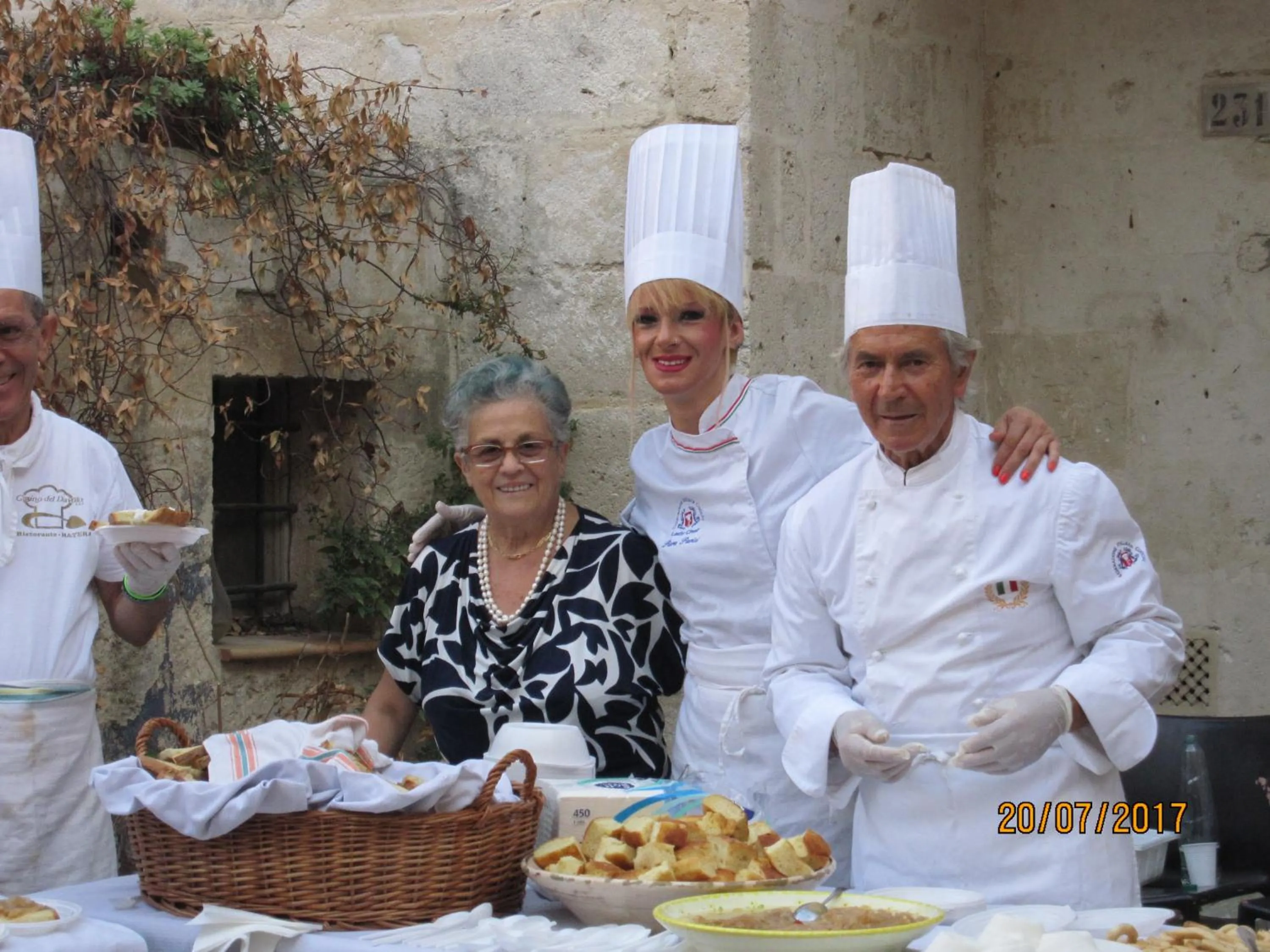 Food and drinks in Sax Barisano