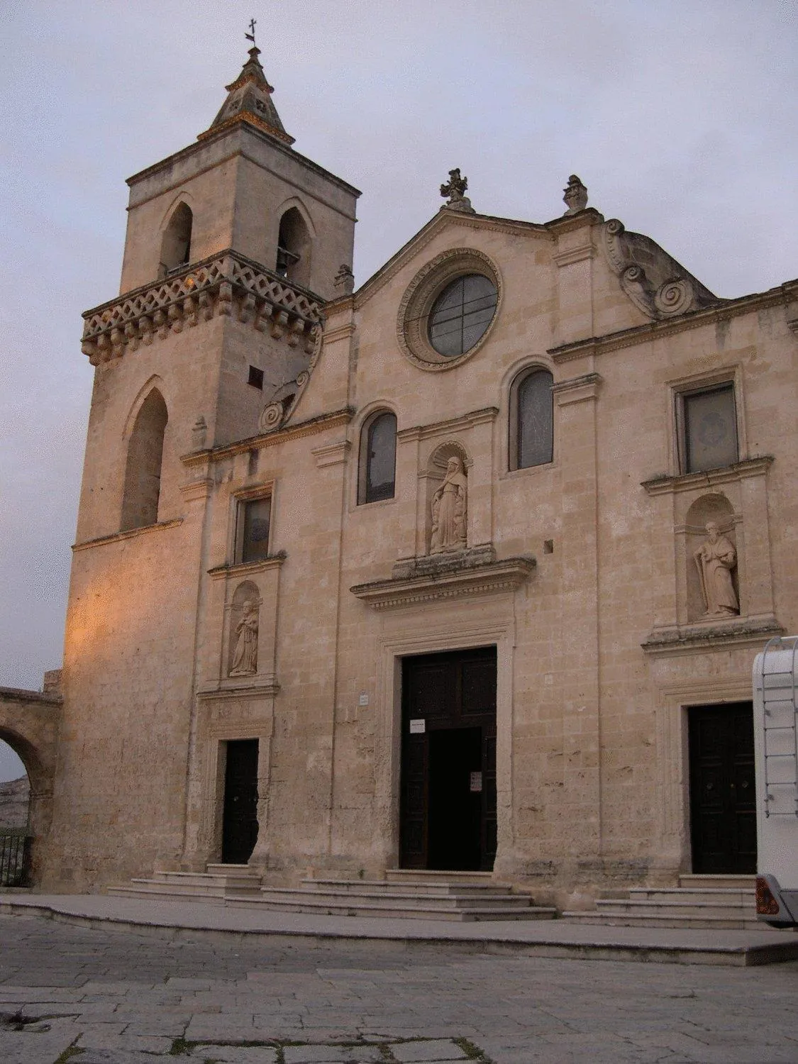 Property building in Sax Barisano
