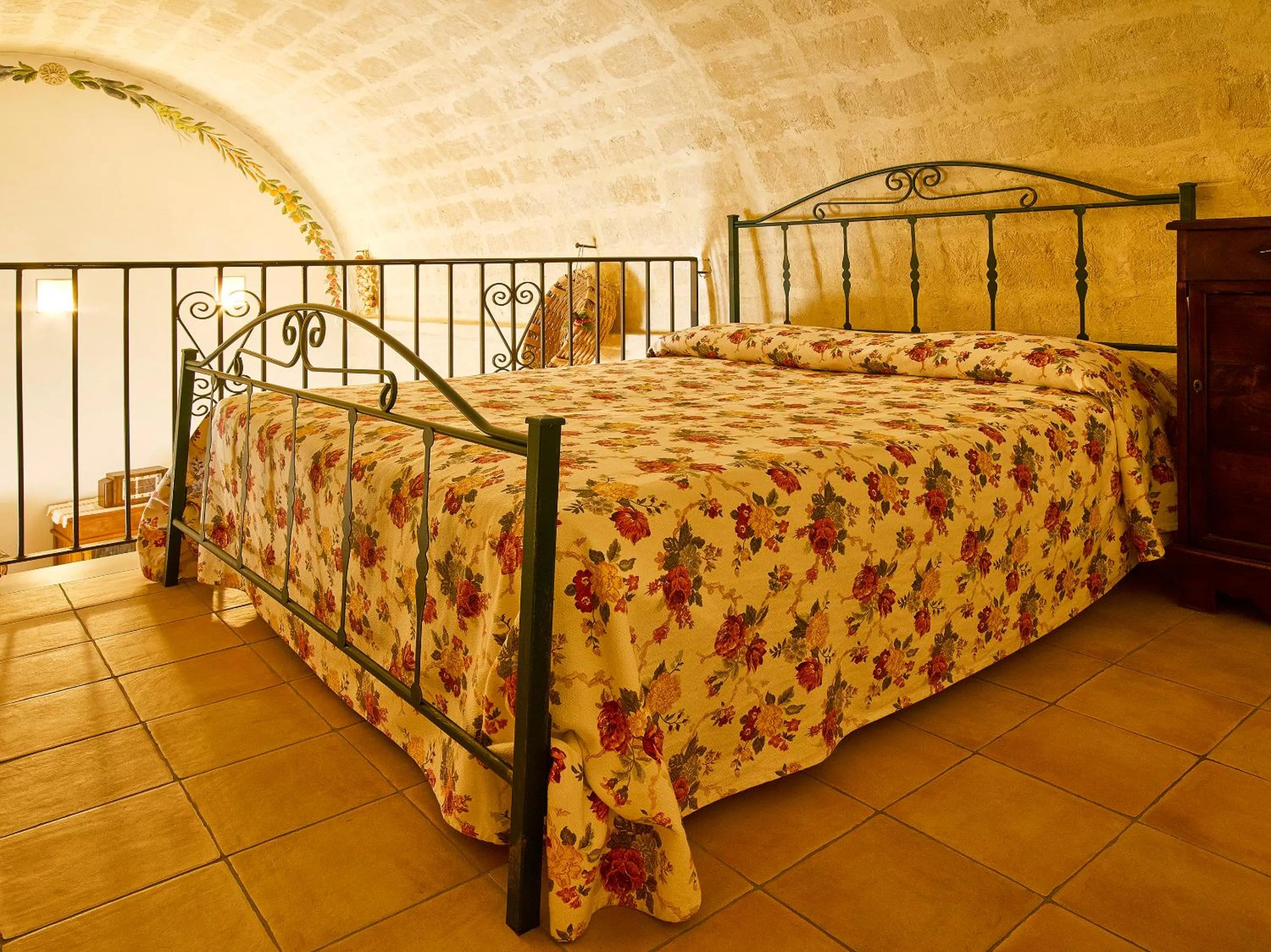 Bedroom, Bed in Sax Barisano