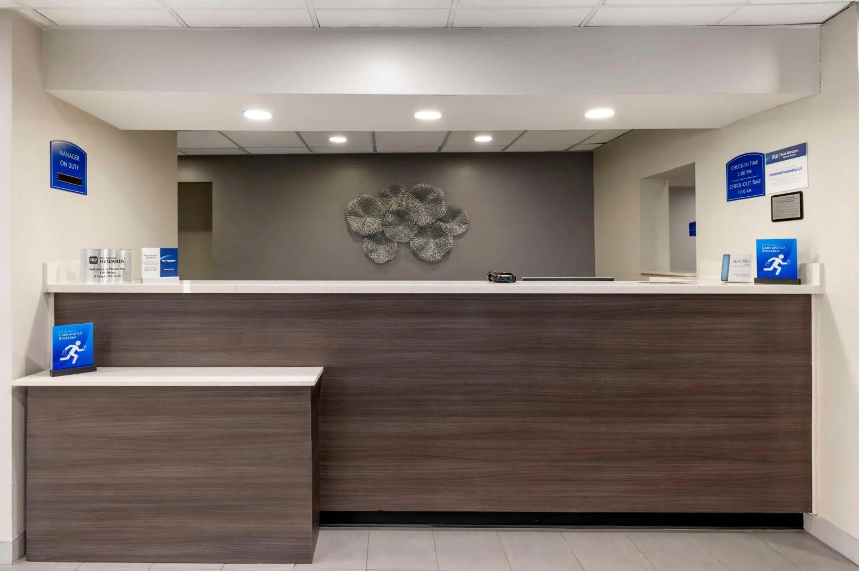 Lobby or reception in Best Western Heartland Inn Lobby or reception in Best Western Heartland Inn