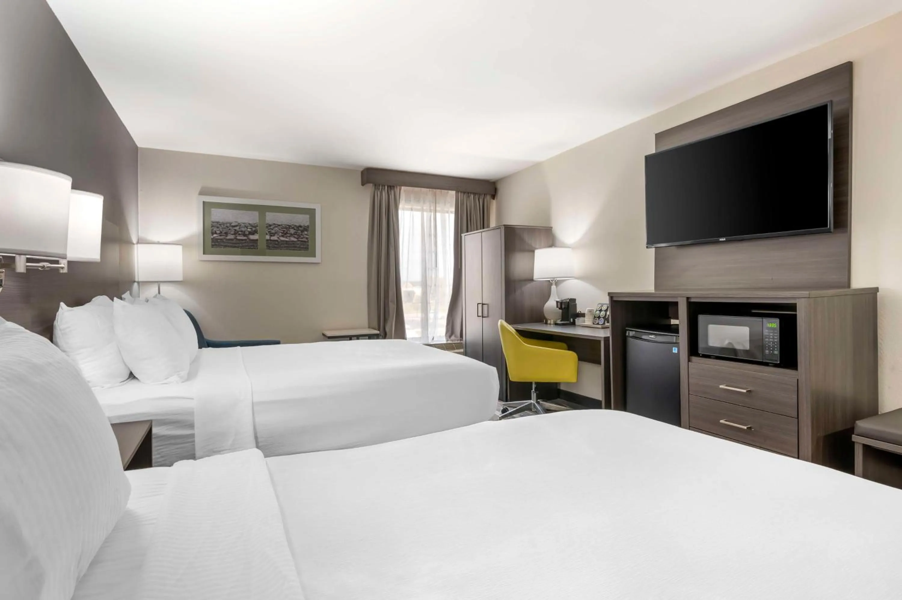 Bedroom, Bed in Best Western Heartland Inn