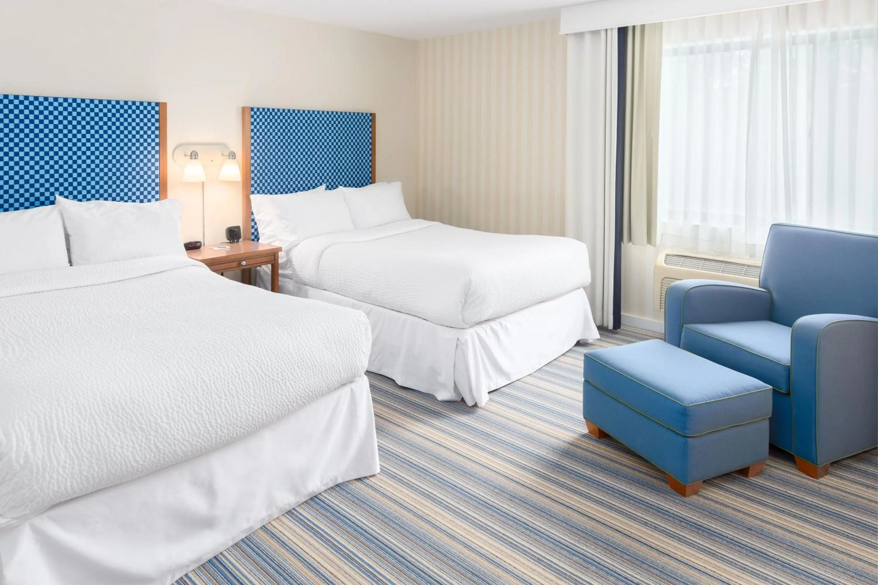 Bedroom, Bed in Four Points by Sheraton Eastham Cape Cod