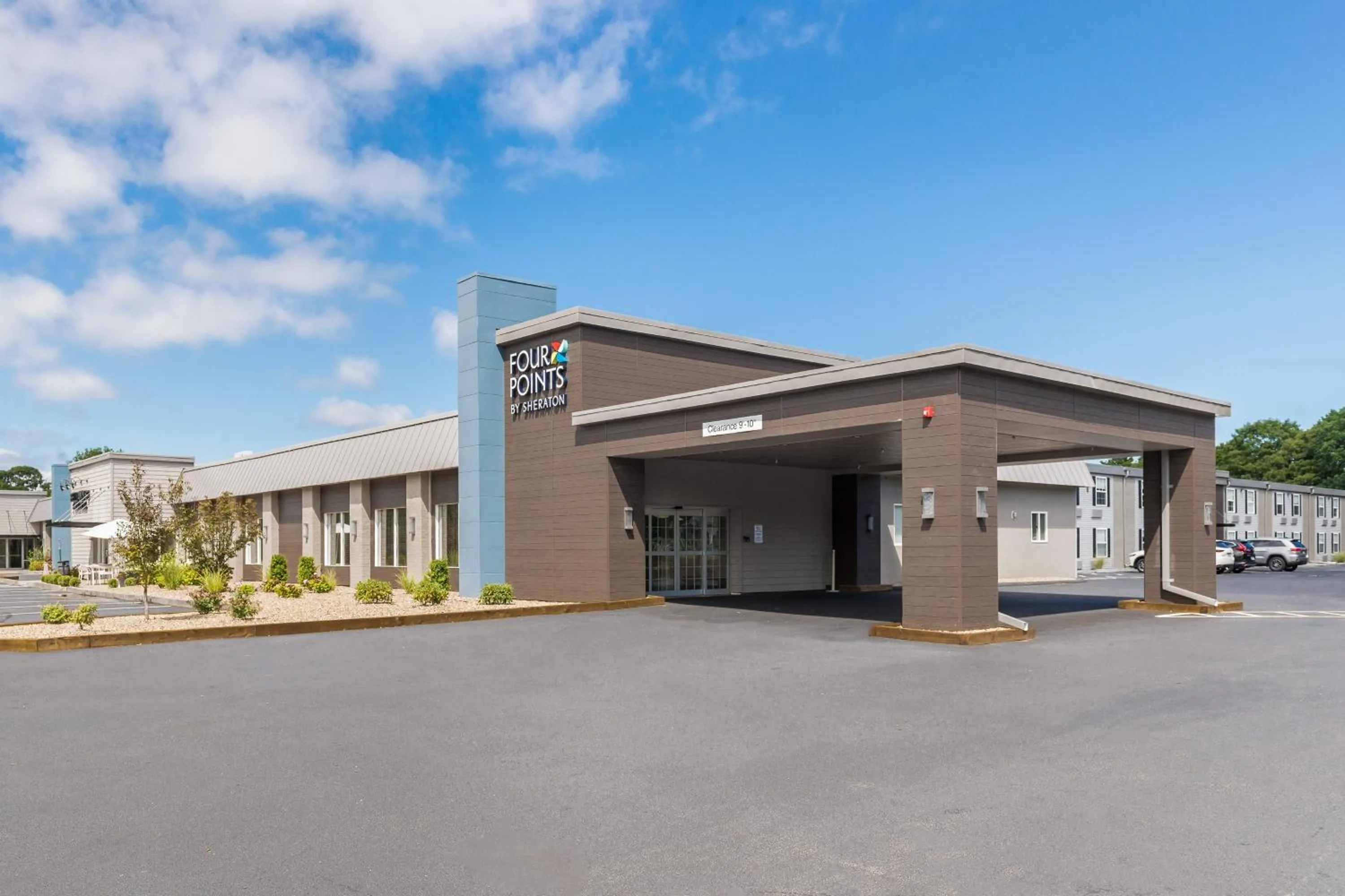 Property building in Four Points by Sheraton Eastham Cape Cod