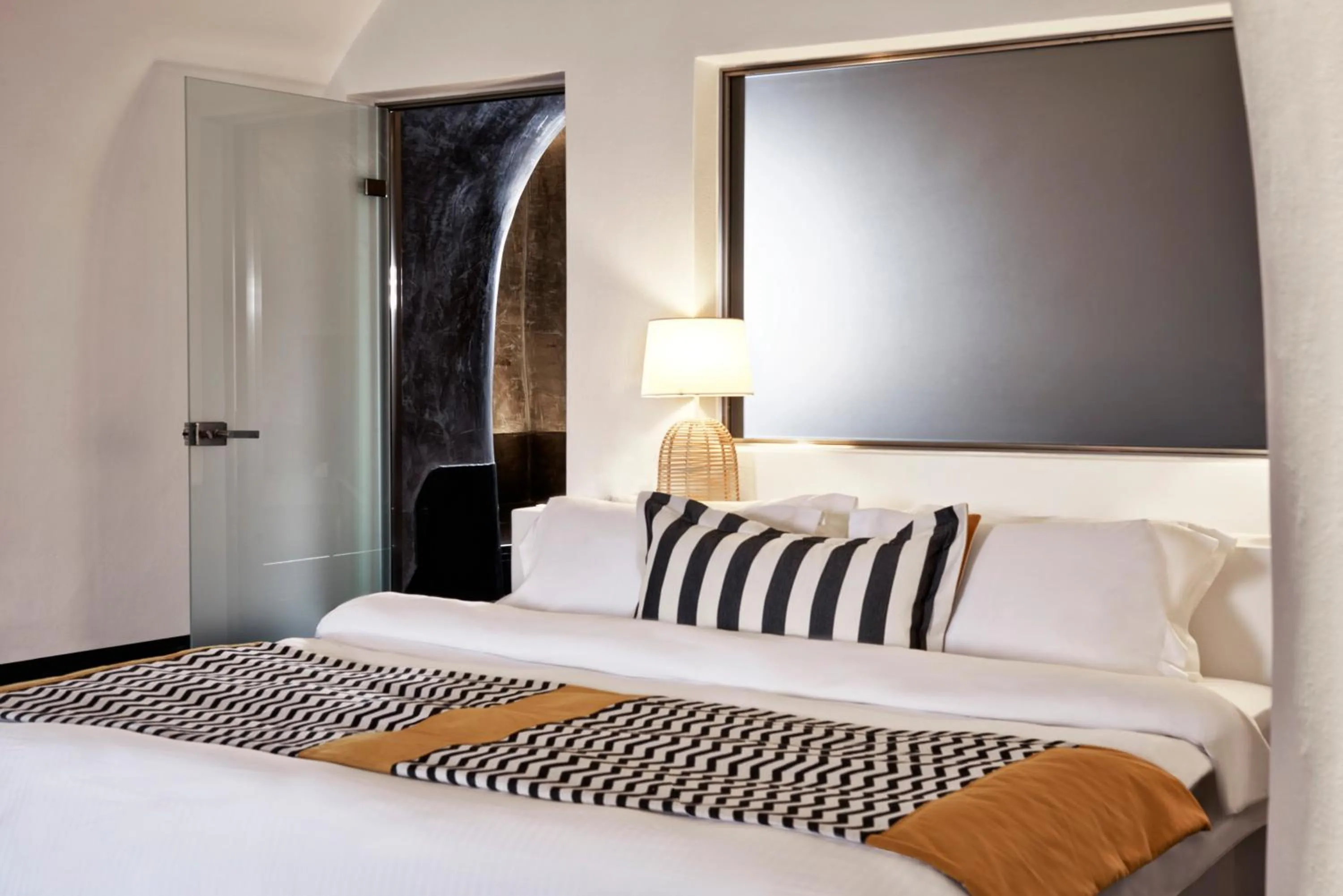 Bedroom, Bed in San Antonio - Small Luxury Hotels of the World