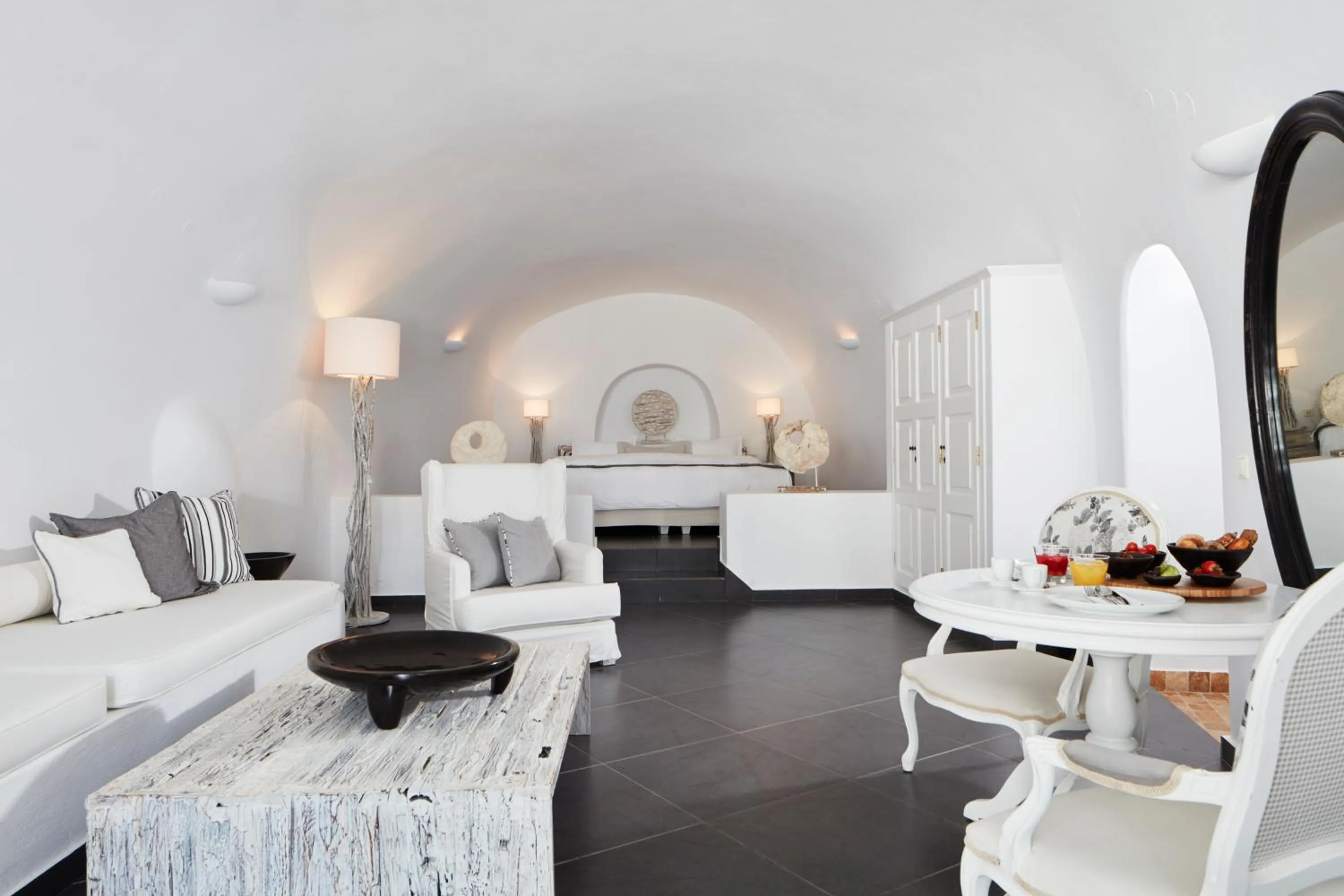 Bed in San Antonio - Small Luxury Hotels of the World