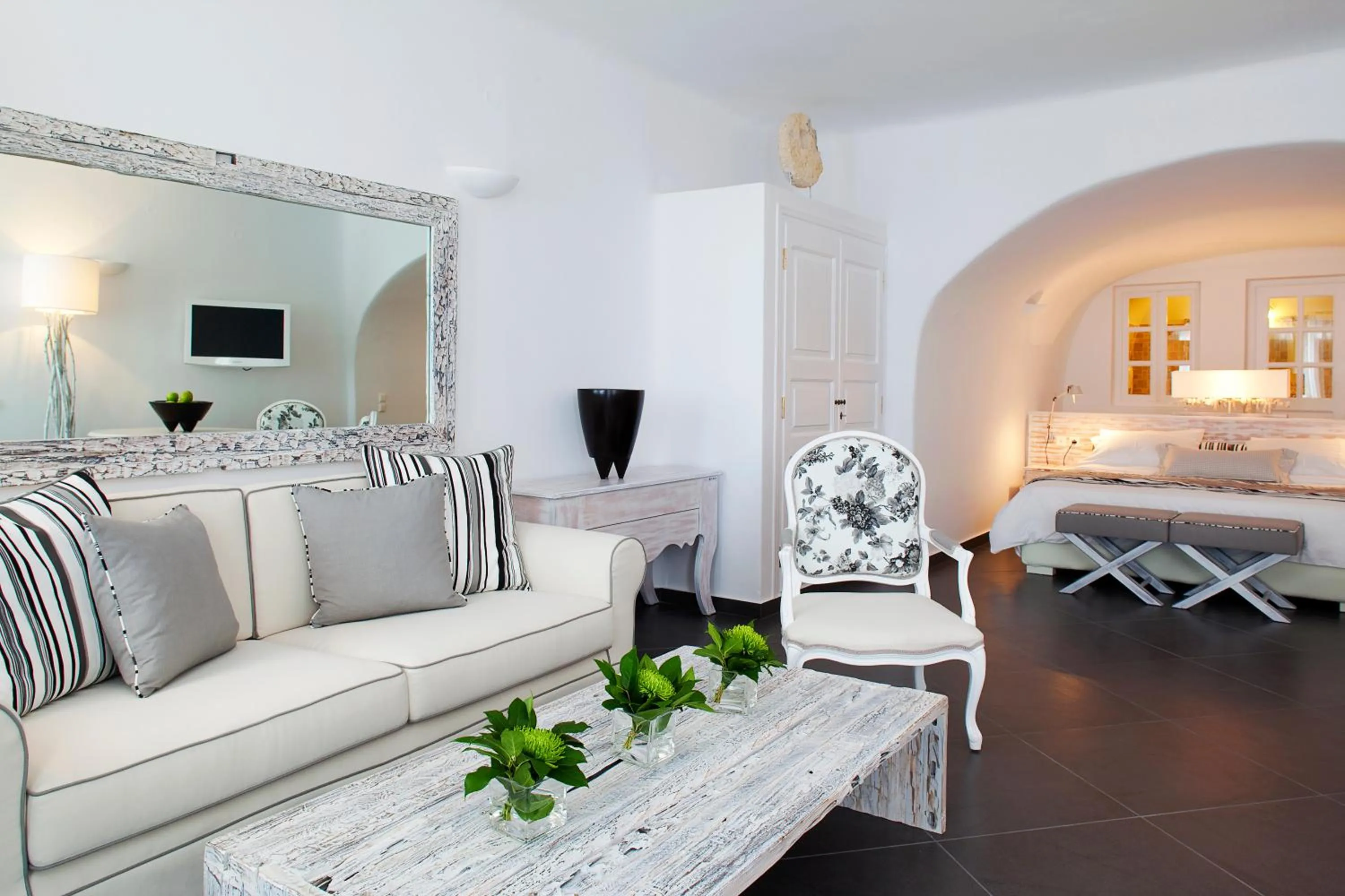 TV and multimedia, Bed in San Antonio - Small Luxury Hotels of the World