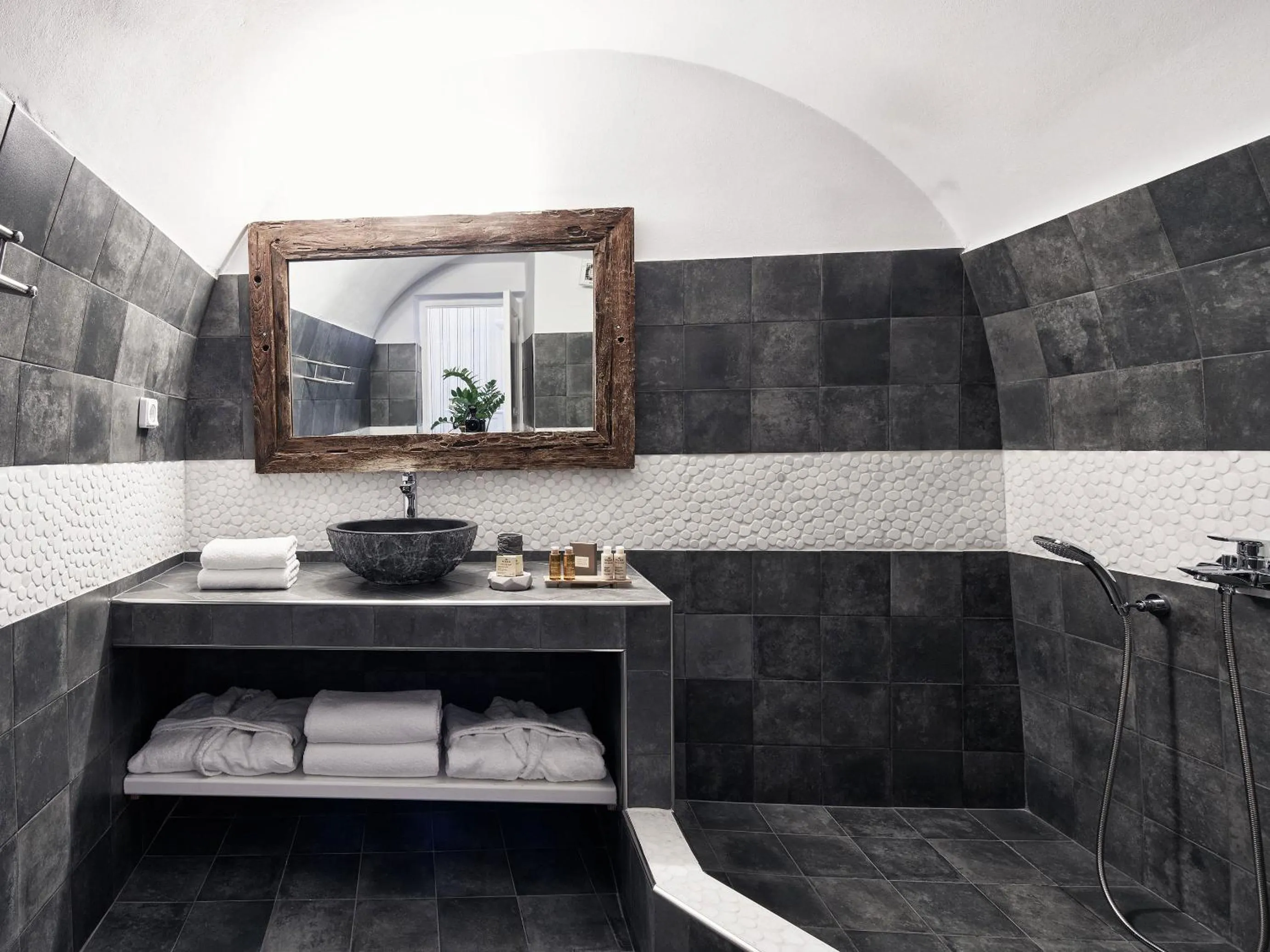 Shower in San Antonio - Small Luxury Hotels of the World