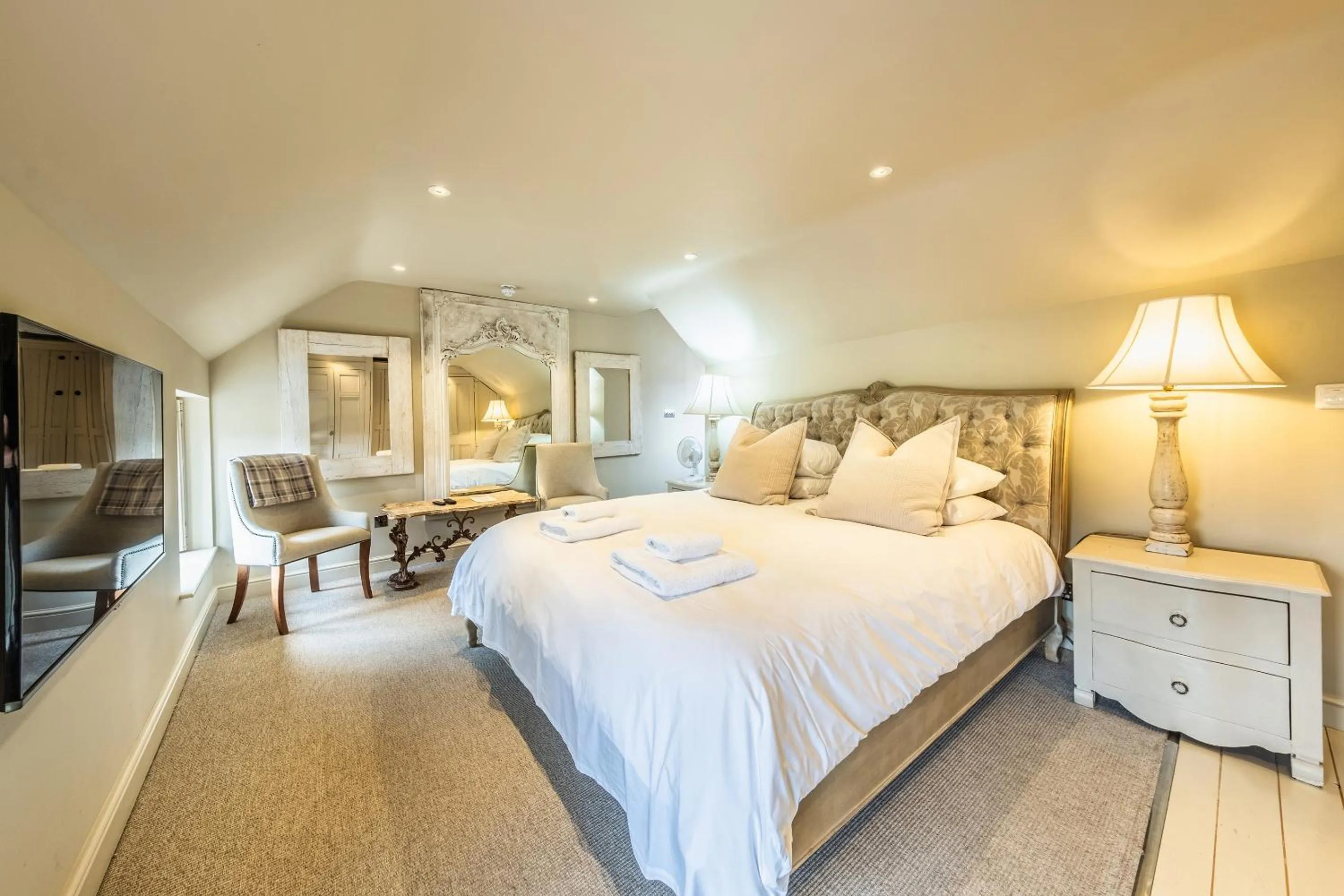 Bedroom, Bed in Wiveton Bell