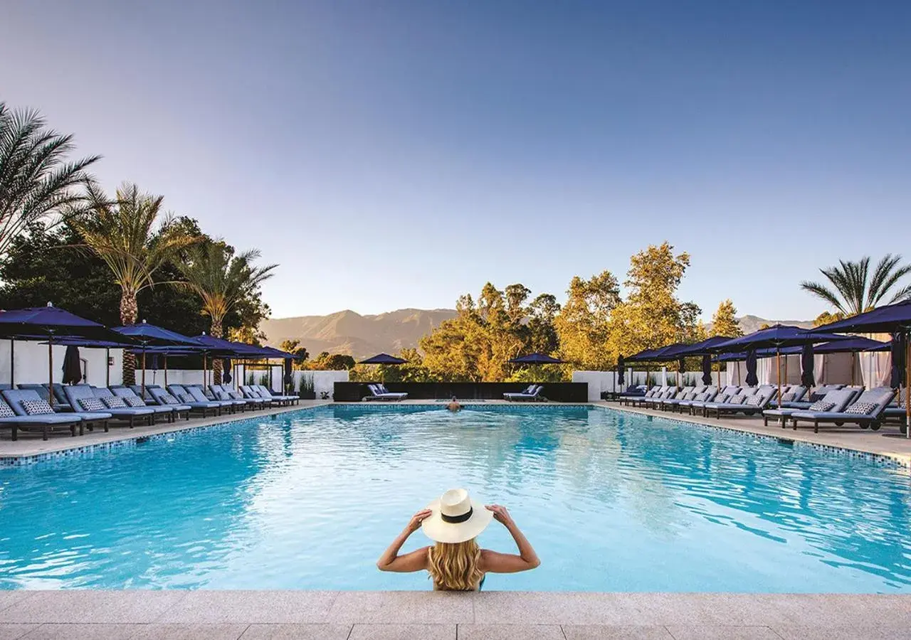 Swimming pool in Ojai Valley Inn Swimming pool in Ojai Valley Inn