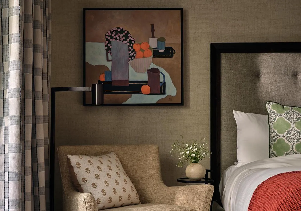 Seating area, Bed in Ojai Valley Inn