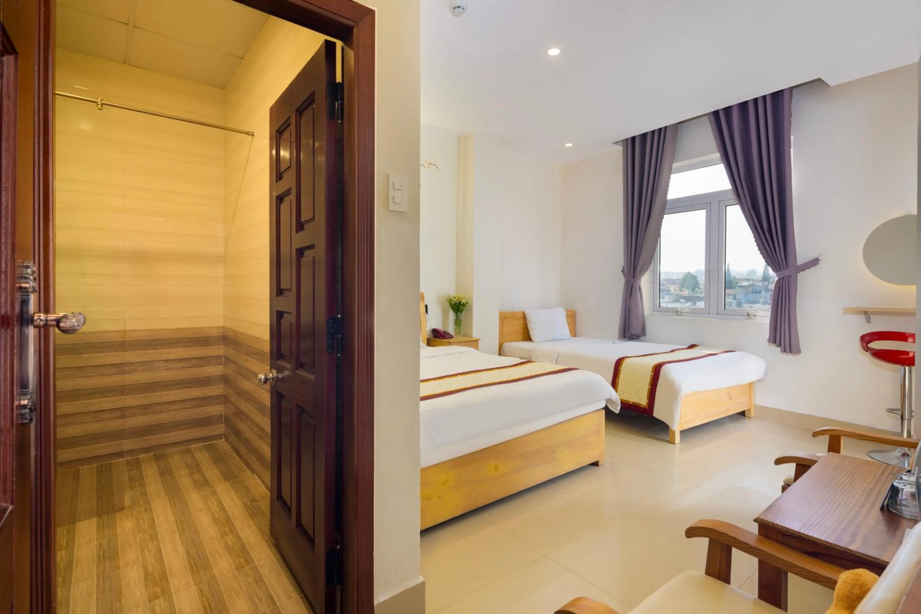 Bed in Mai Hoang Da Lat Hotel