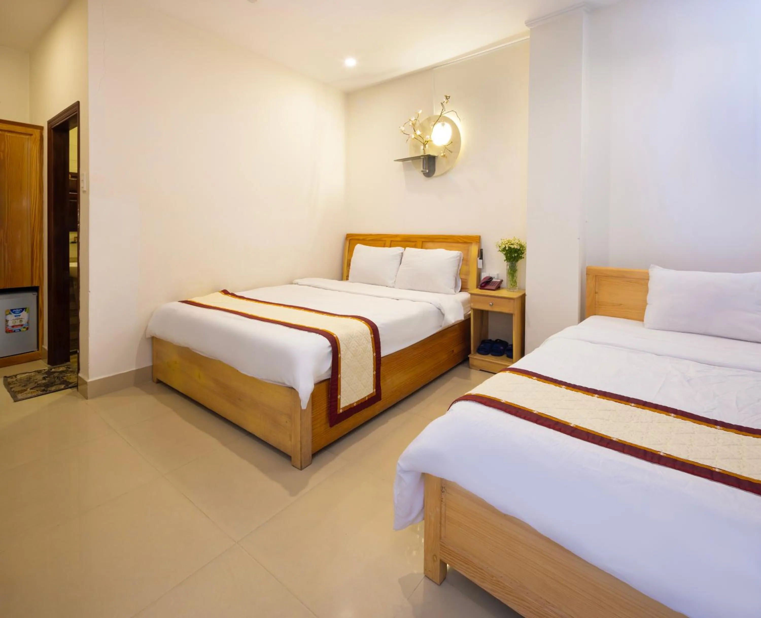 Bed in Mai Hoang Da Lat Hotel
