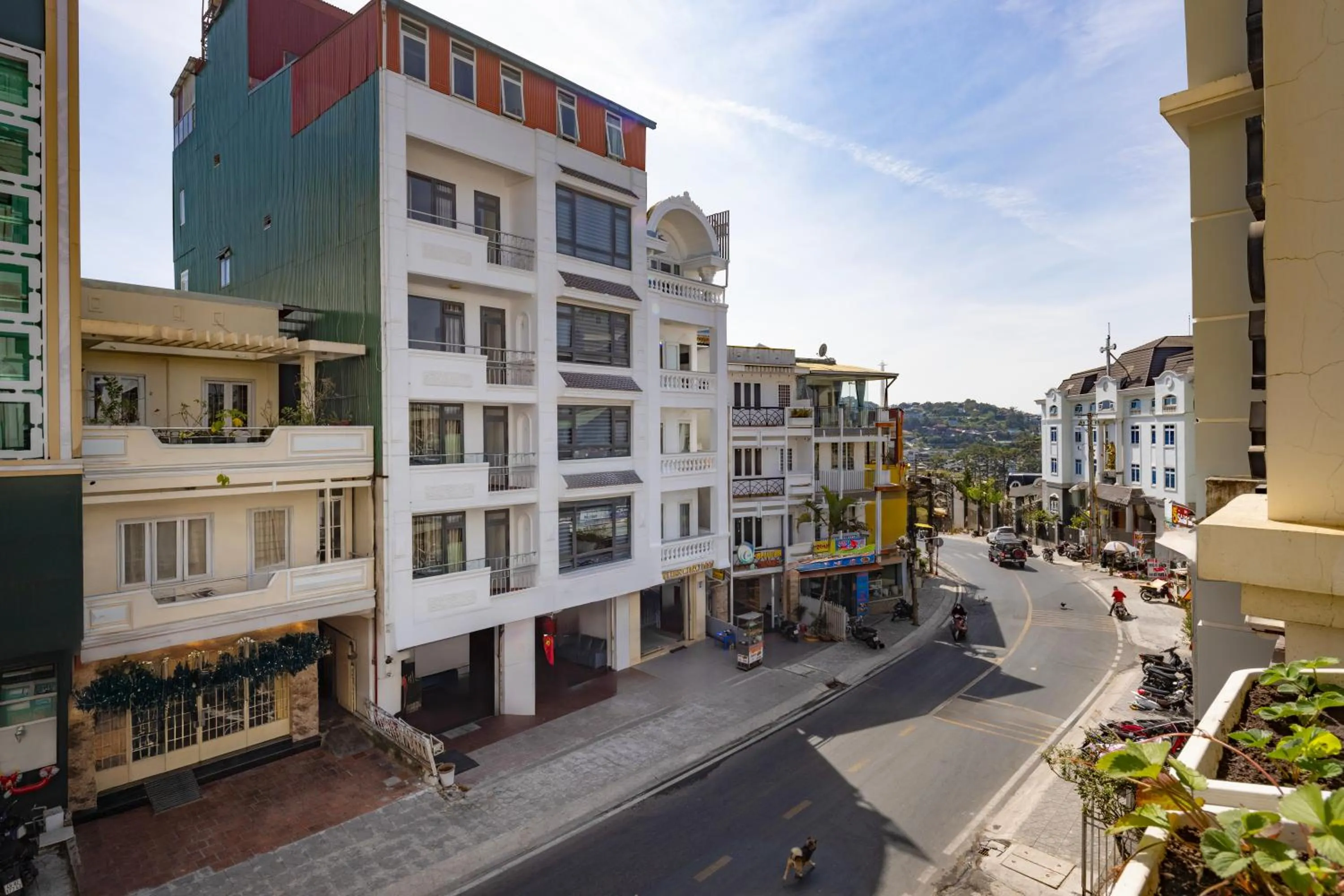 Property building in Mai Hoang Da Lat Hotel