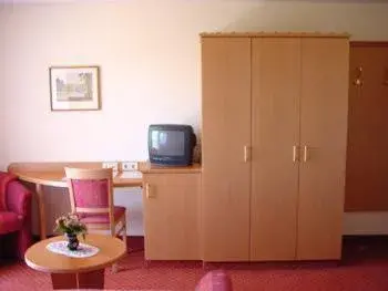 Double Room with Balcony in Hotel Gasthof Straub Double Room with Balcony in Hotel Gasthof Straub