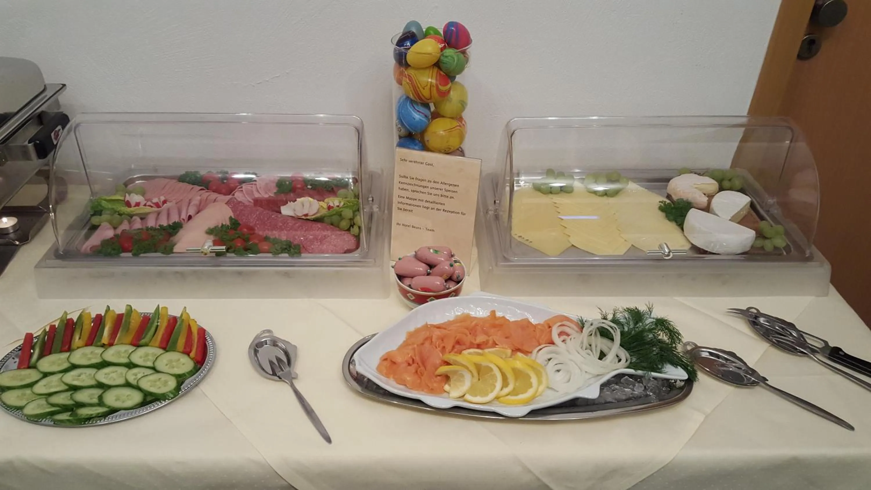 Continental breakfast in Hotel Beuss