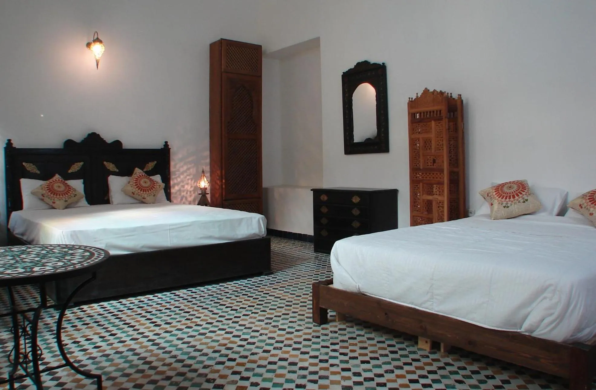 Photo of the whole room, Bed in Riad Sheryne Fes