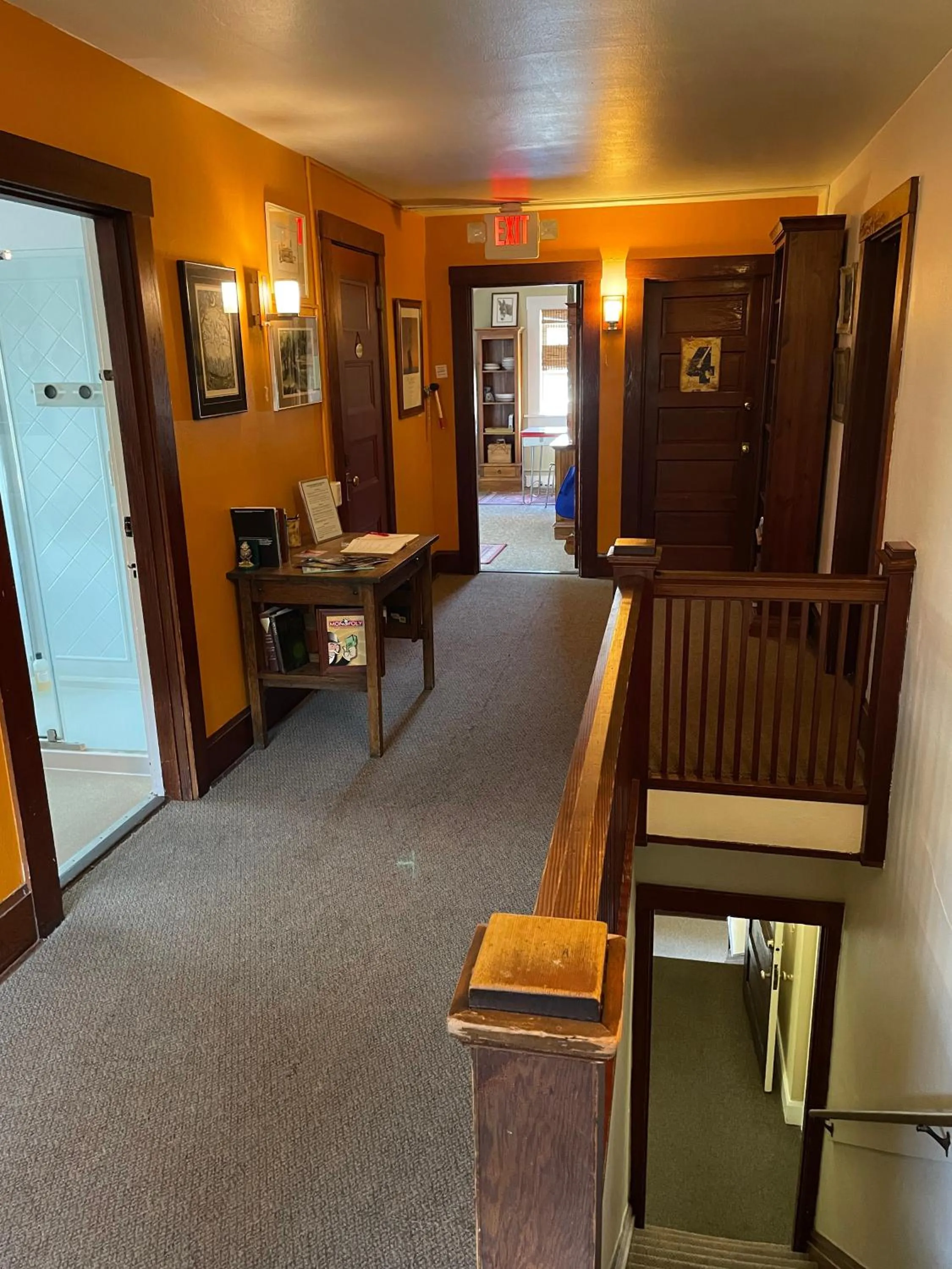 Lobby or reception in Portland International Guesthouse