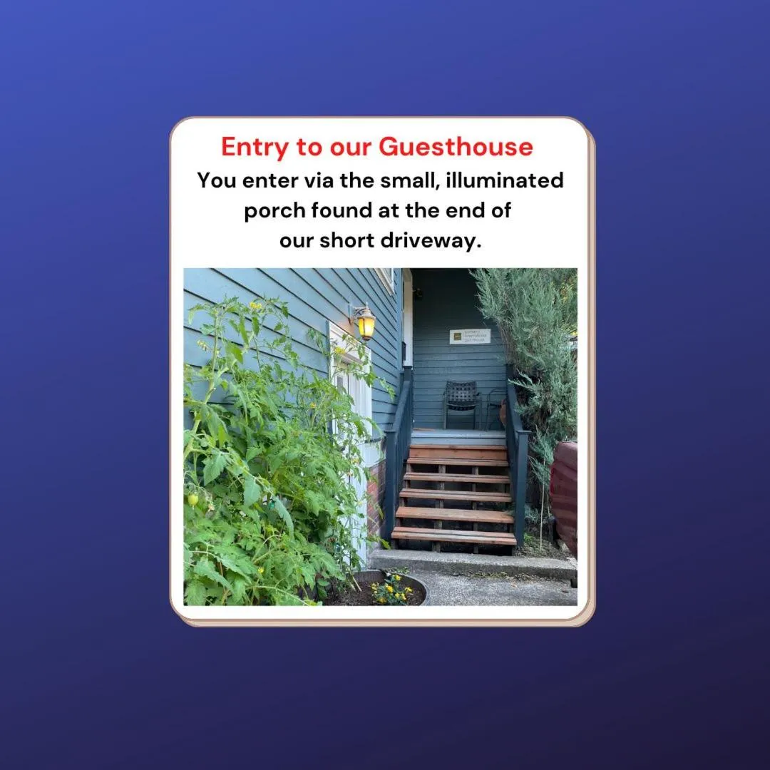 Facade/entrance in Portland International Guesthouse