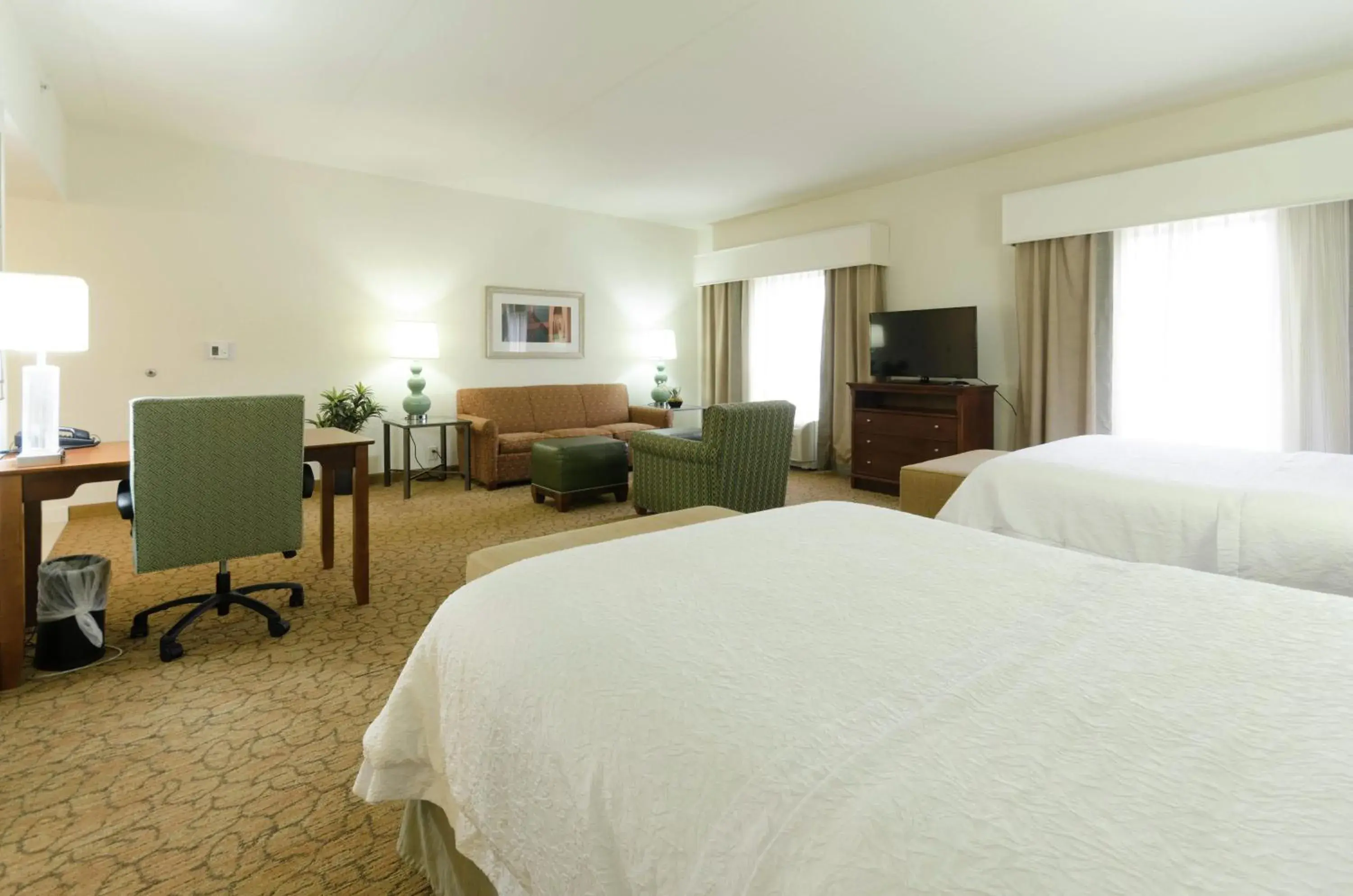 Bedroom, Bed in Hampton Inn Hickory Bedroom, Bed in Hampton Inn Hickory