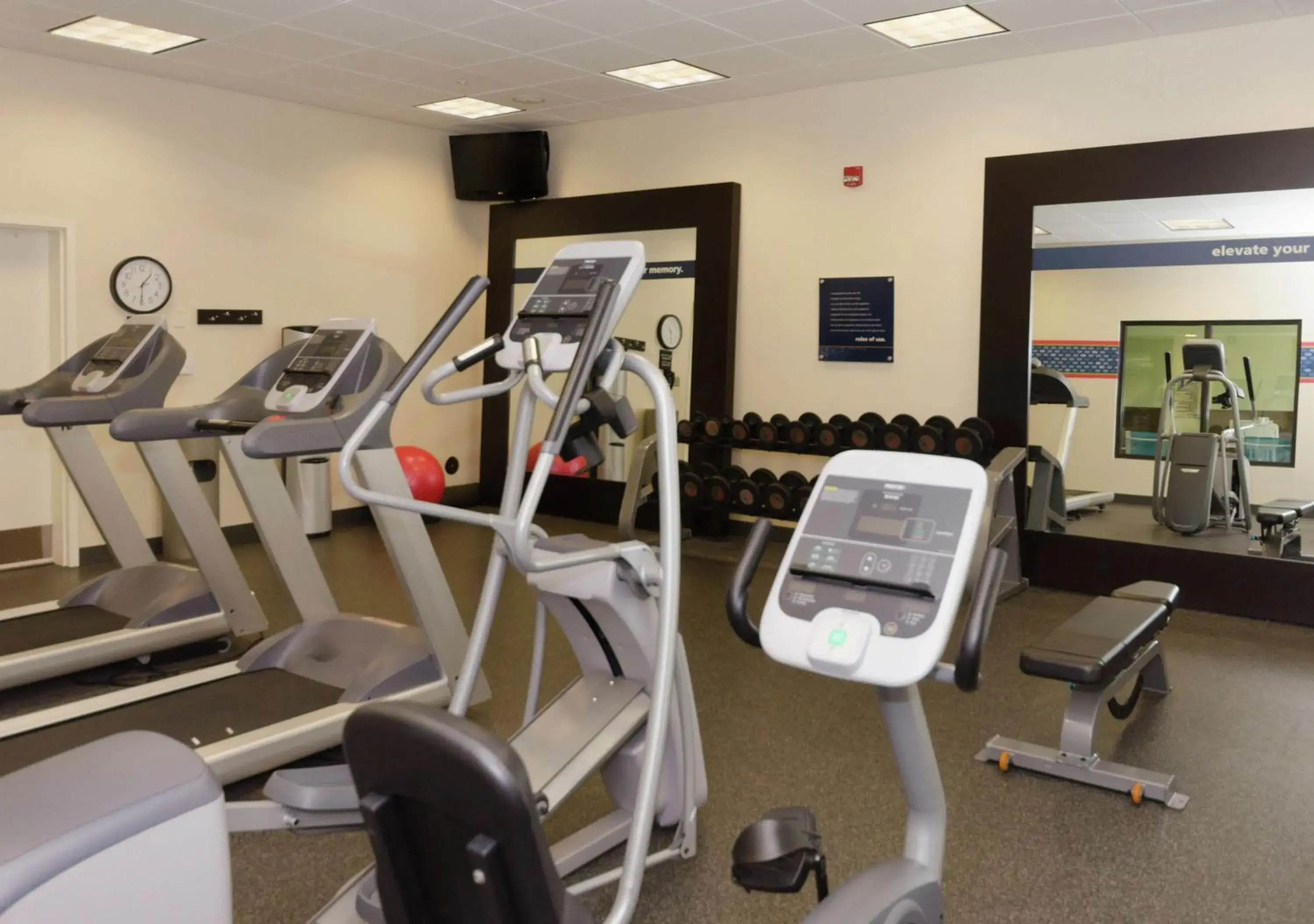 Fitness centre/facilities in Hampton Inn Hickory Fitness centre/facilities in Hampton Inn Hickory