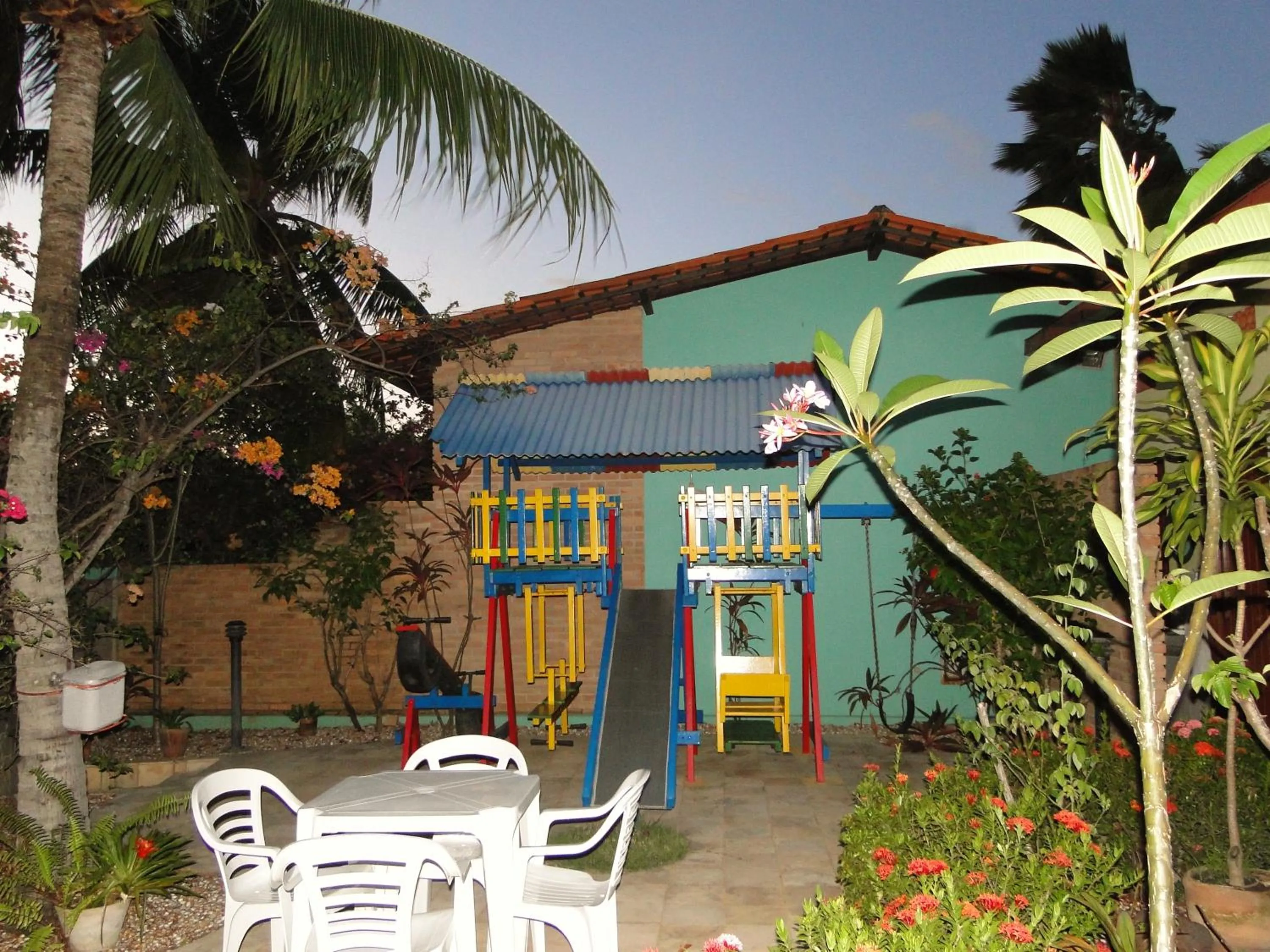 Children play ground in Hotel Pousada Arco Iris