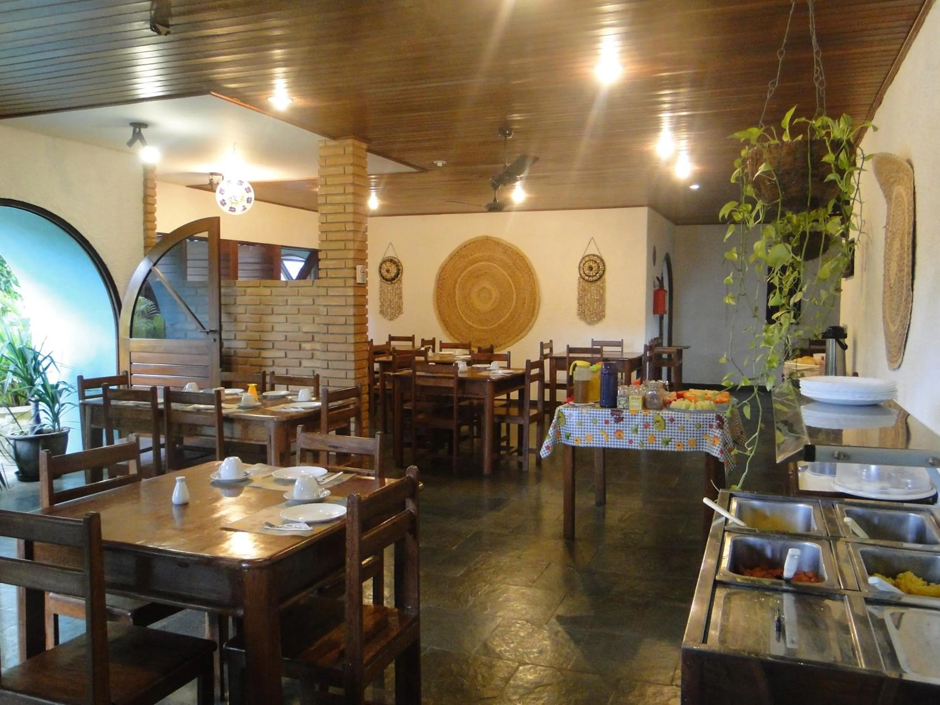 Dining area in Hotel Pousada Arco Iris