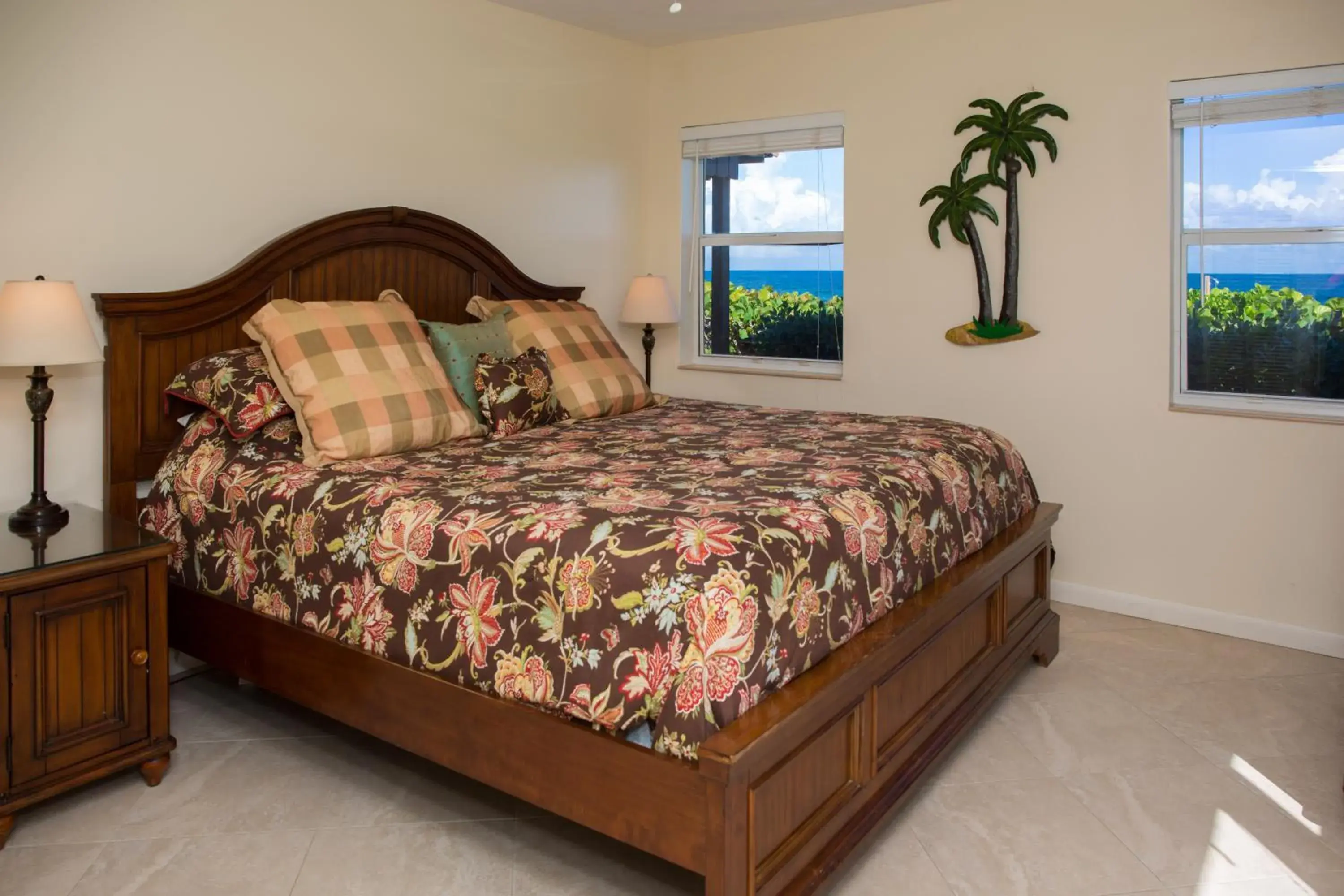 Bedroom, Bed in Royal Flamingo Villas
