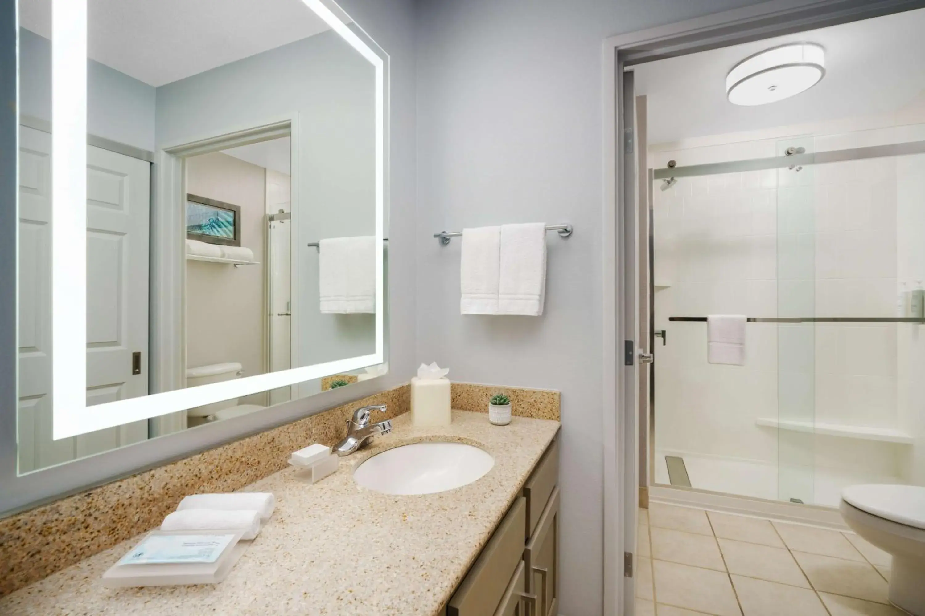 King Studio Suite - Non-Smoking in Homewood Suites by Hilton Erie King Studio Suite - Non-Smoking in Homewood Suites by Hilton Erie