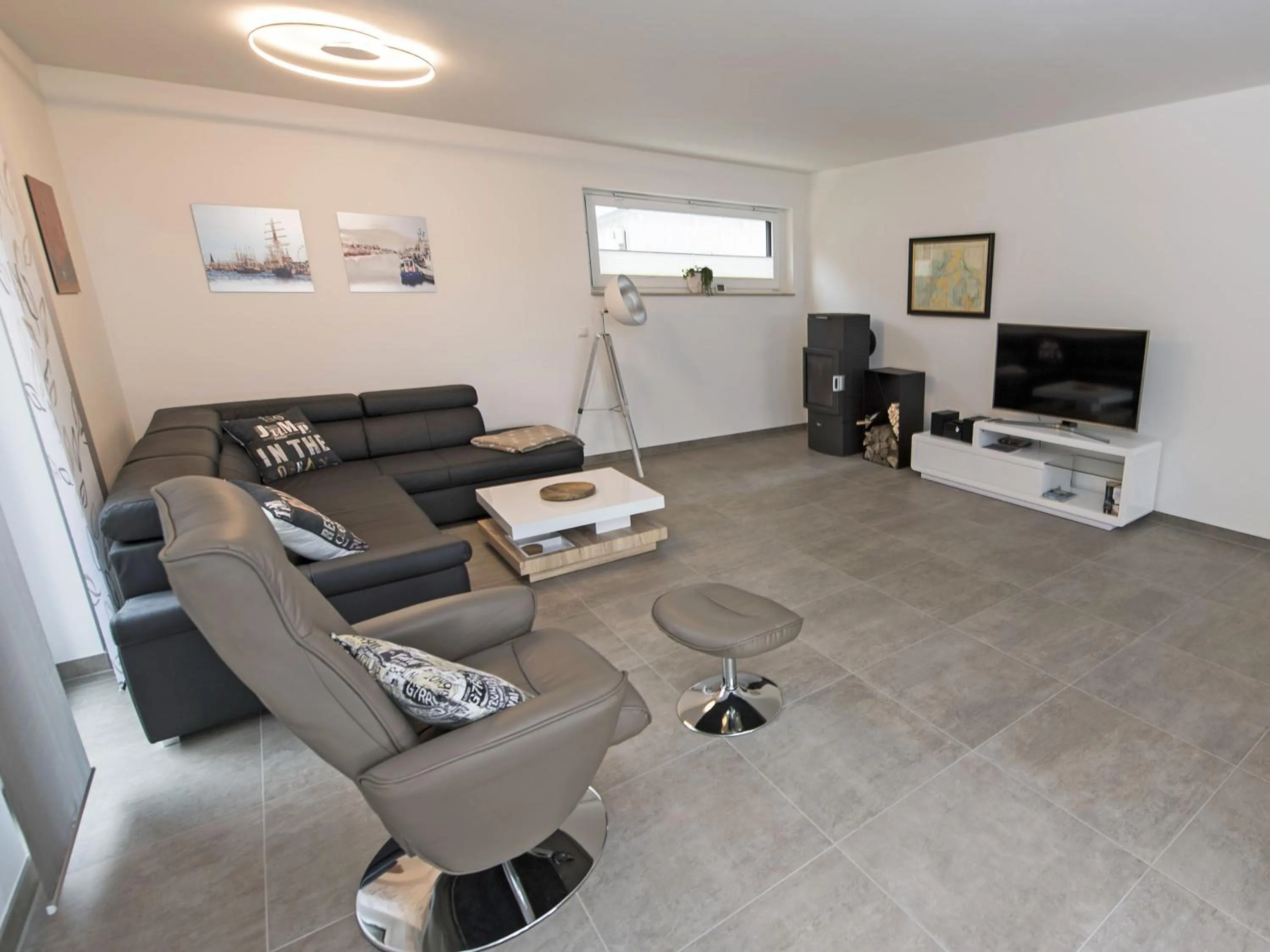 Haus "Jasmund" in Sellin - WG01 im EG mit Kamin und Terrasse