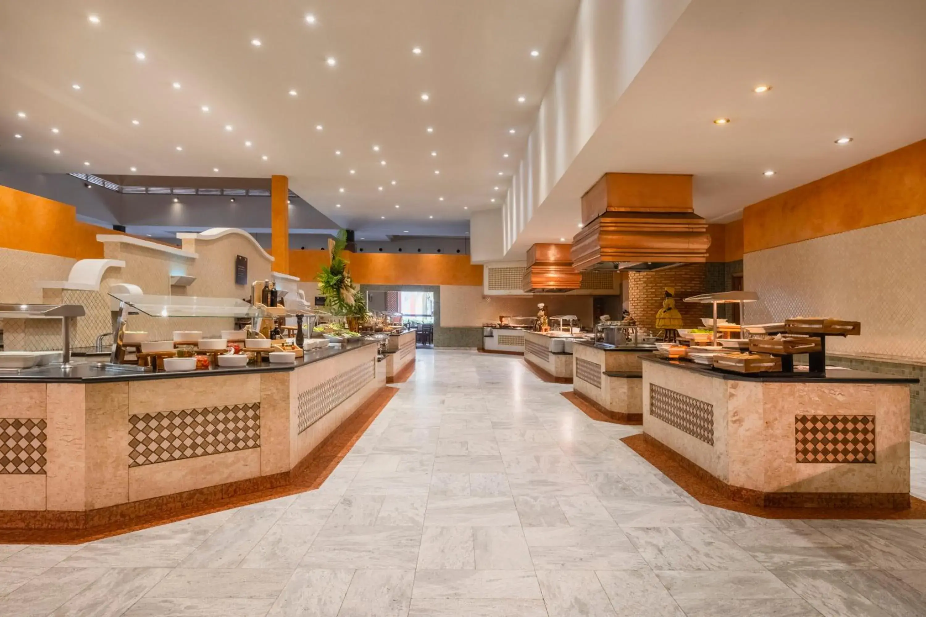 Restaurant/places to eat in Iberostar Waves Bahia - All Inclusive Restaurant/places to eat in Iberostar Waves Bahia - All Inclusive