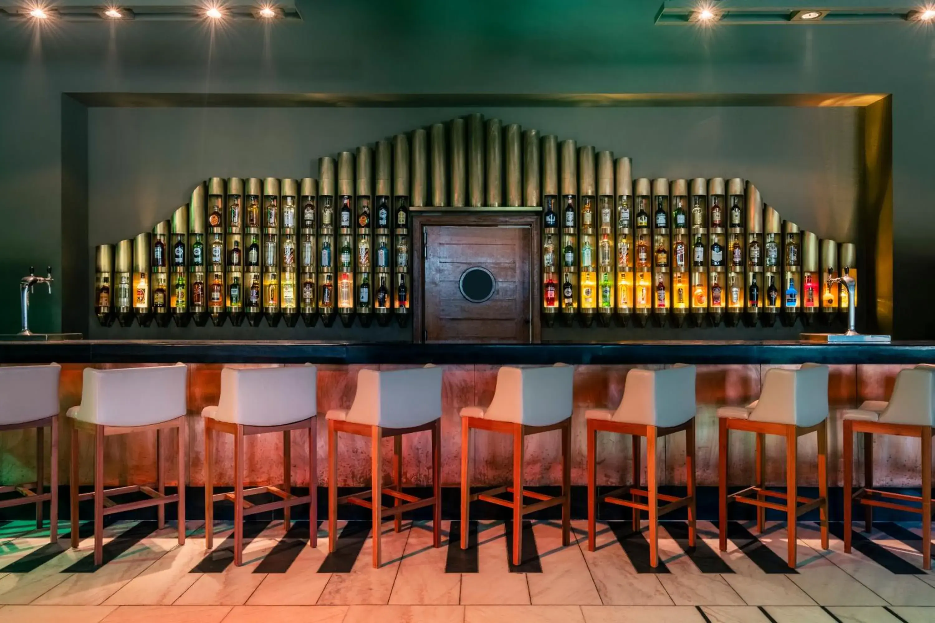 Lounge or bar in Iberostar Waves Bahia - All Inclusive Lounge or bar in Iberostar Waves Bahia - All Inclusive