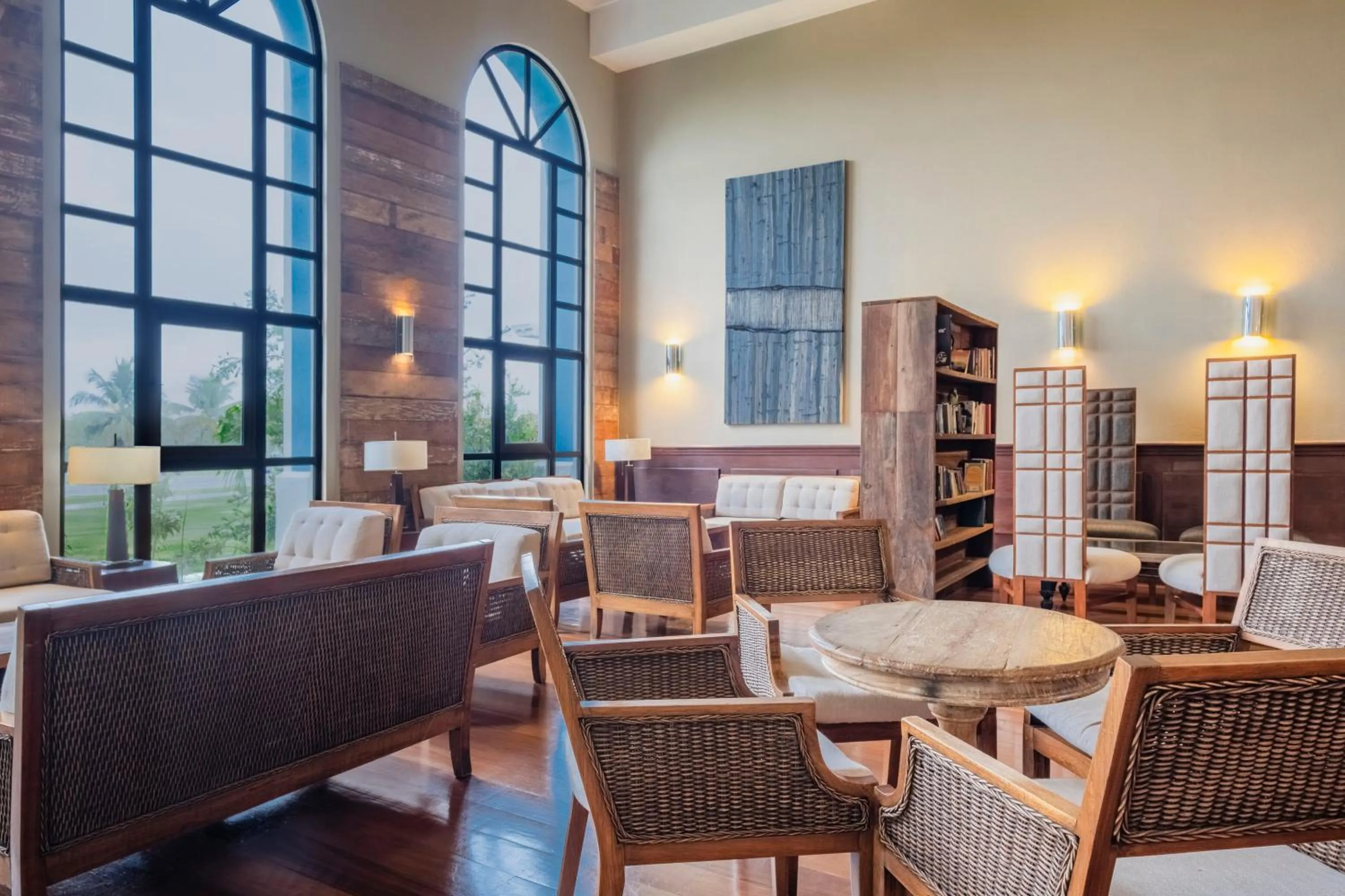 Lounge or bar in Iberostar Waves Bahia - All Inclusive